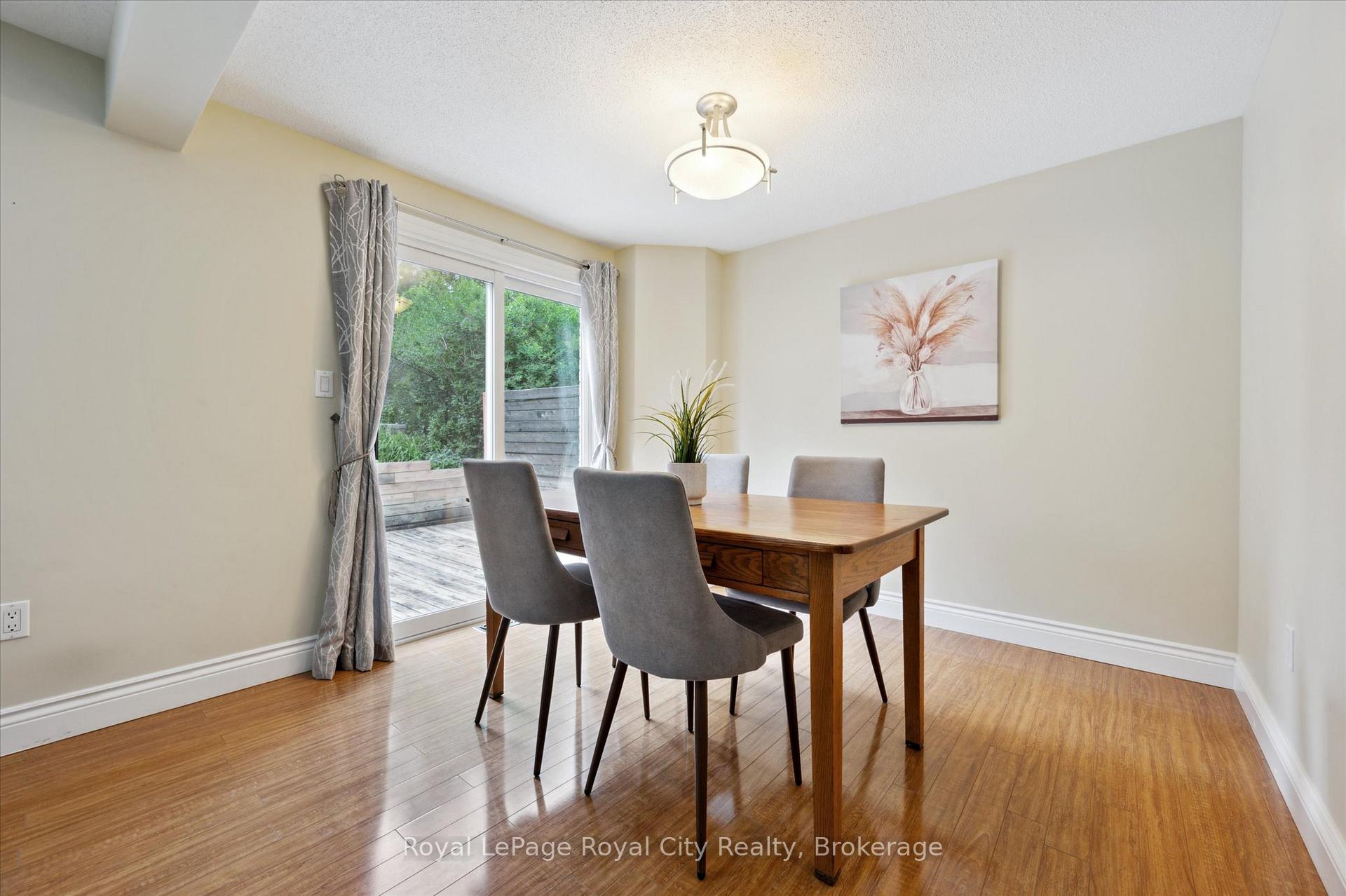 Photo 14 of 407 Otterbein Road, Kitchener — HOMEH