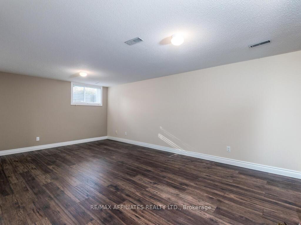Photo 22 of 26 Nighthawk Crescent, Ottawa, Kanata - Bridlewood — HOMEH