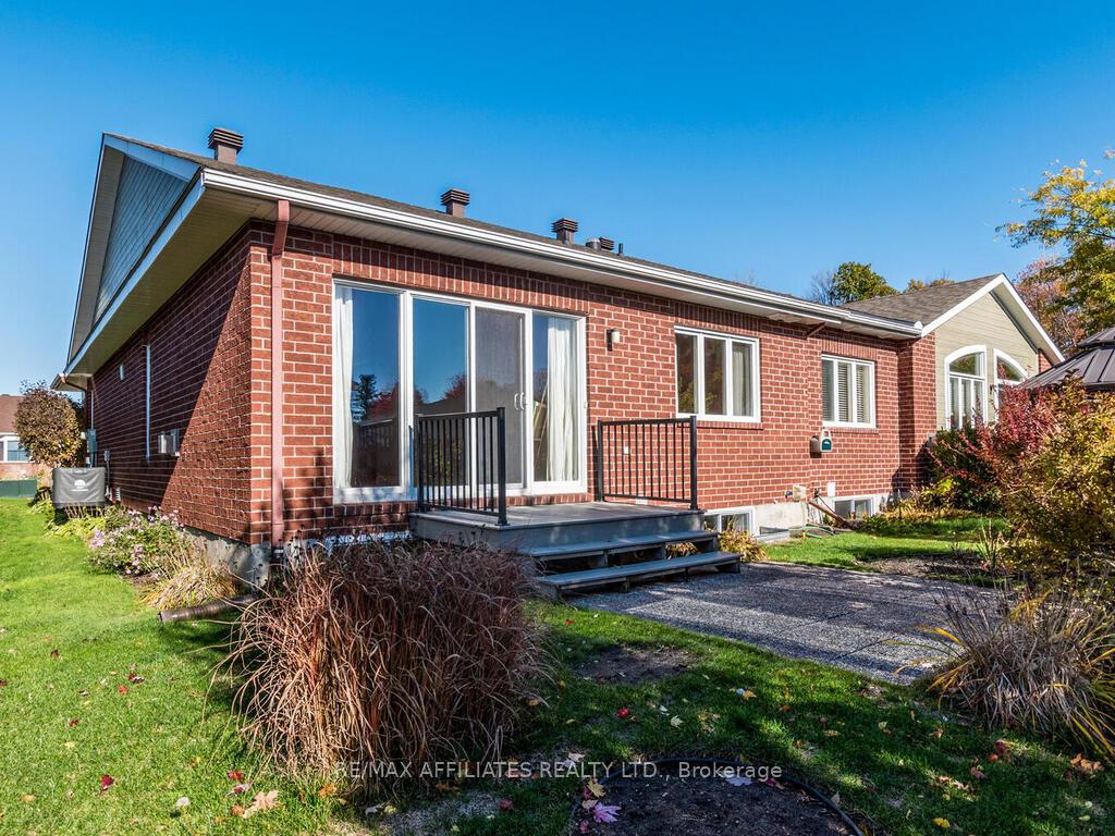 Photo 30 of 26 Nighthawk Crescent, Ottawa, Kanata - Bridlewood — HOMEH