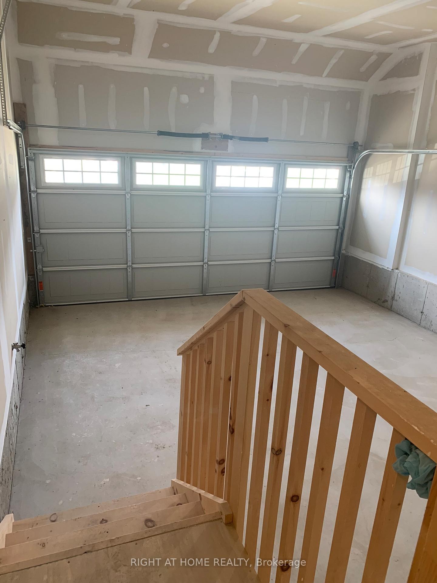Photo 31 of 9 Golf Link Drive, Loyalist, Amherstview — HOMEH