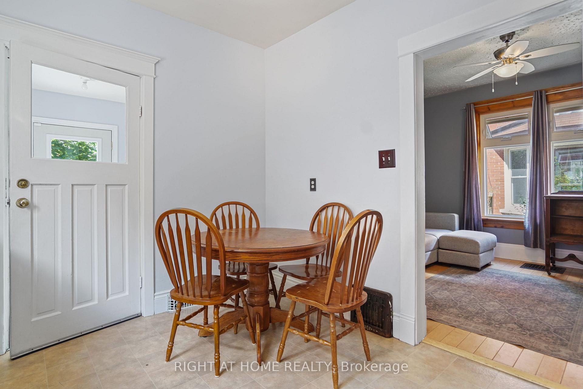 Photo 9 of 58 Pandora Avenue N, Kitchener — HOMEH