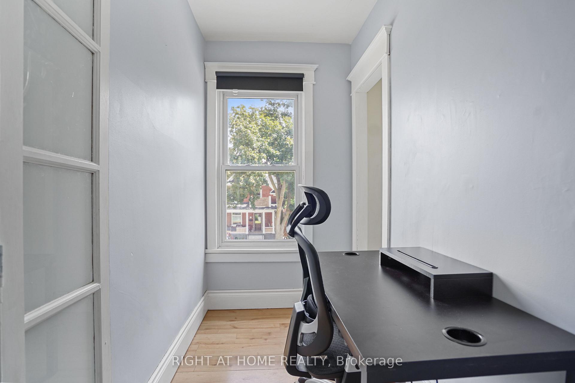 Photo 13 of 58 Pandora Avenue N, Kitchener — HOMEH