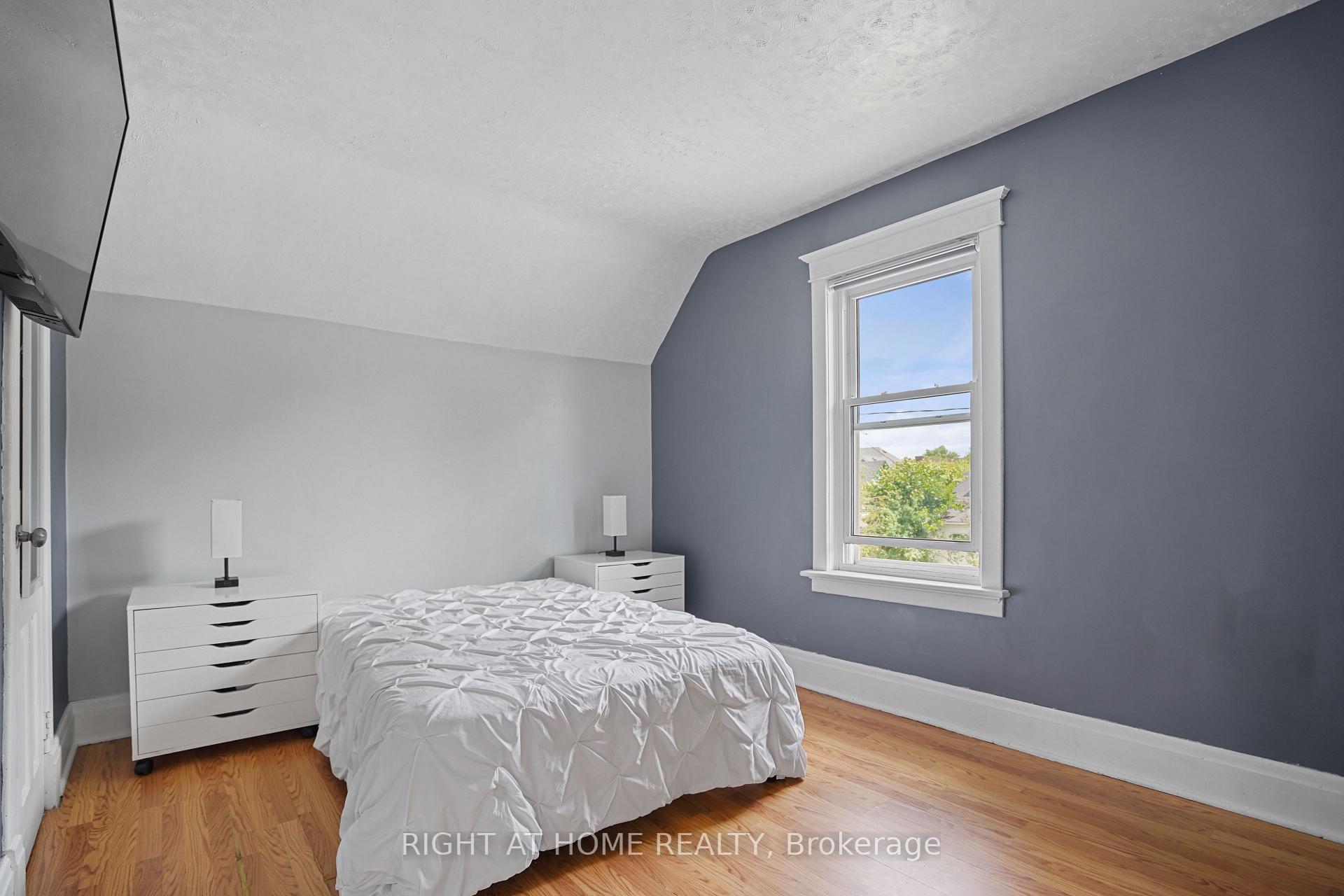 Photo 16 of 58 Pandora Avenue N, Kitchener — HOMEH