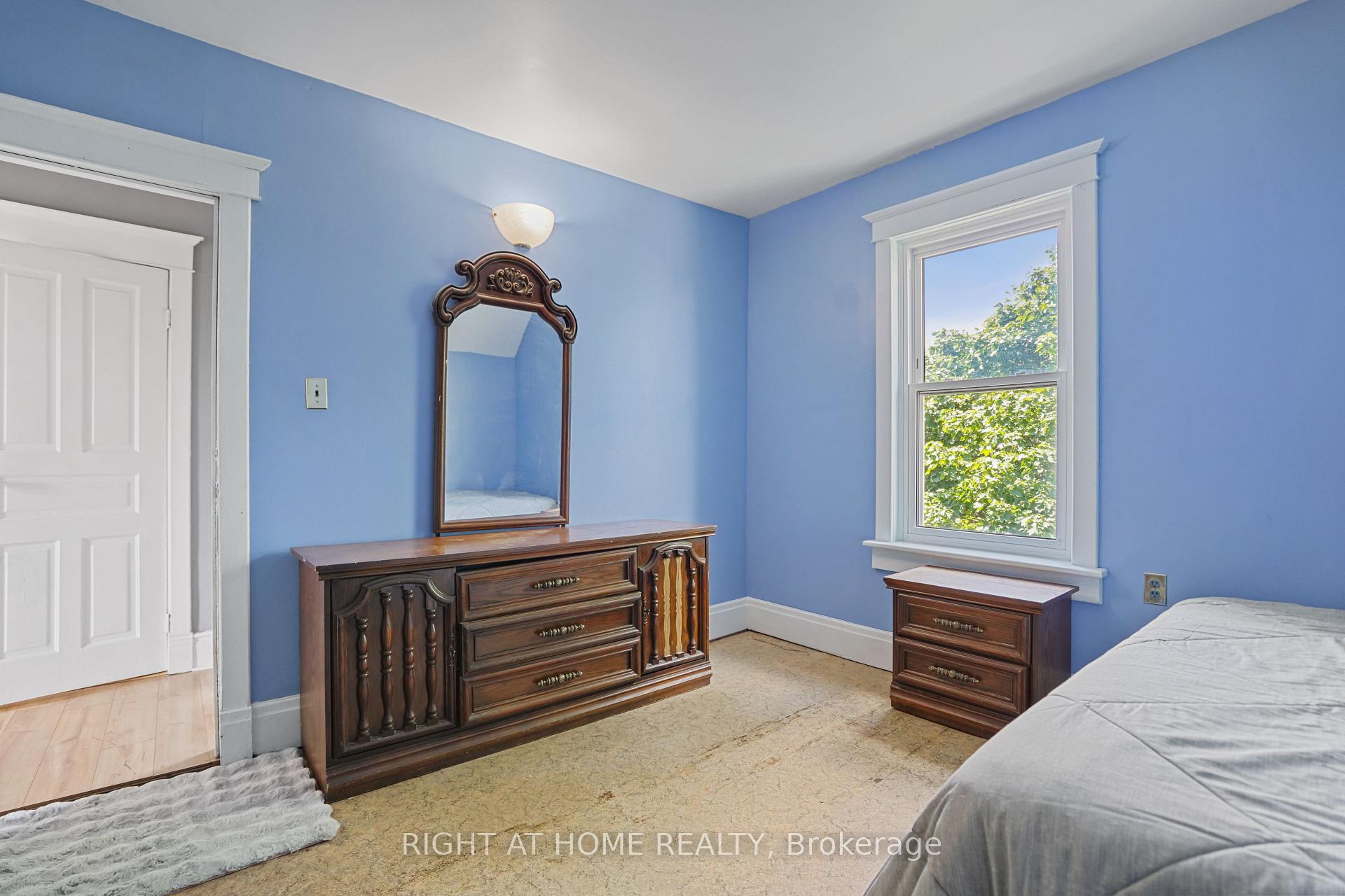Photo 20 of 58 Pandora Avenue N, Kitchener — HOMEH