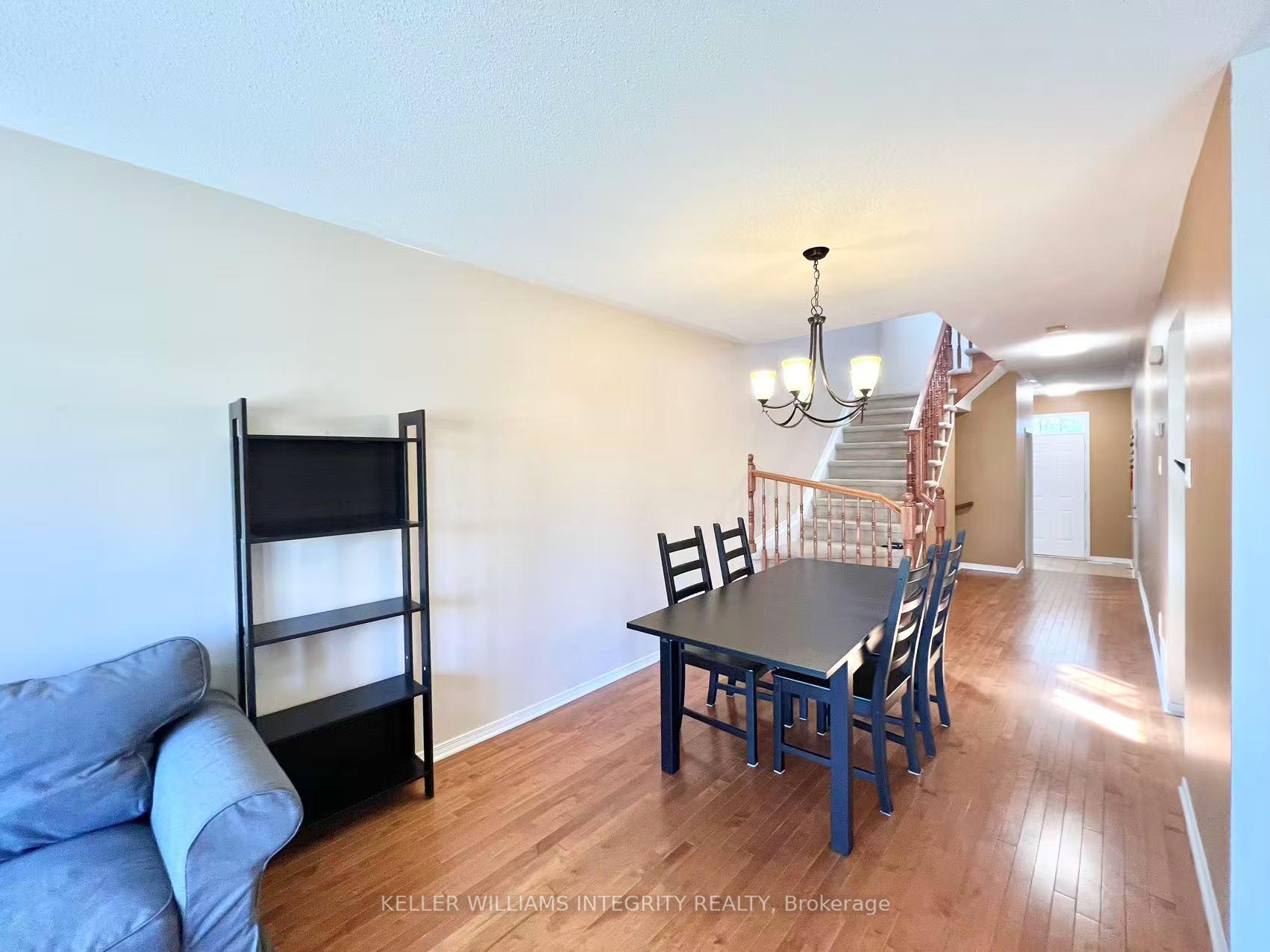 Photo 10 of 141 Gatespark Private, Ottawa, Kanata - Kanata Lakes/Heritage Hills — HOMEH