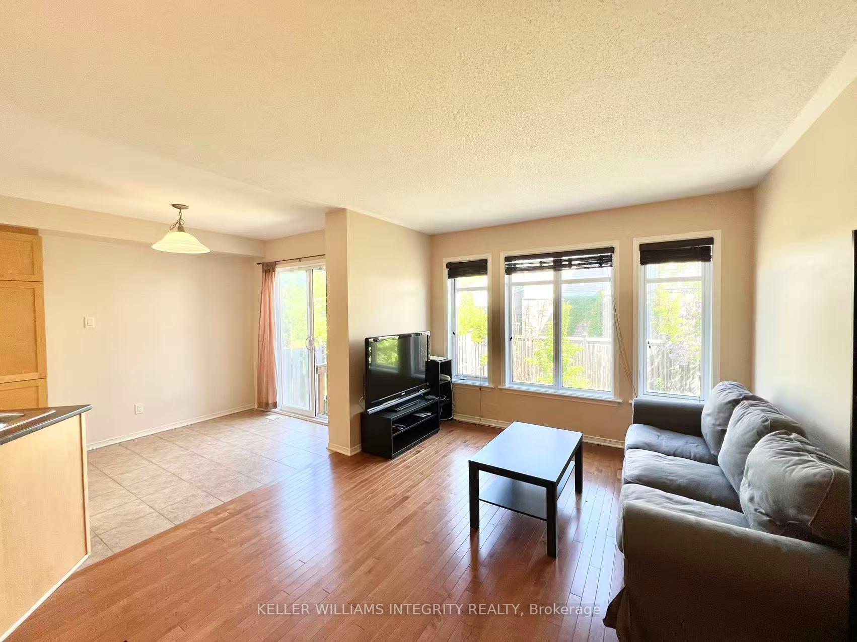 Photo 14 of 141 Gatespark Private, Ottawa, Kanata - Kanata Lakes/Heritage Hills — HOMEH