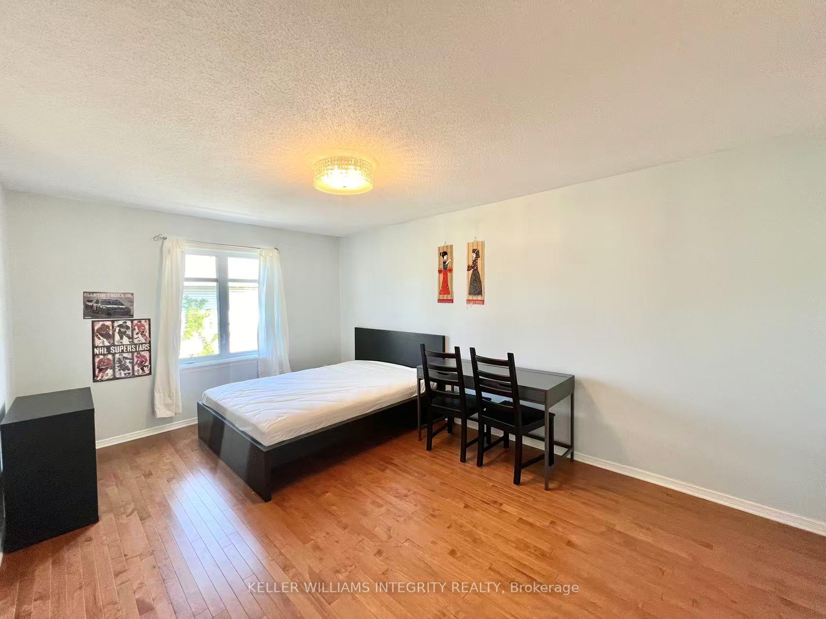 Photo 25 of 141 Gatespark Private, Ottawa, Kanata - Kanata Lakes/Heritage Hills — HOMEH