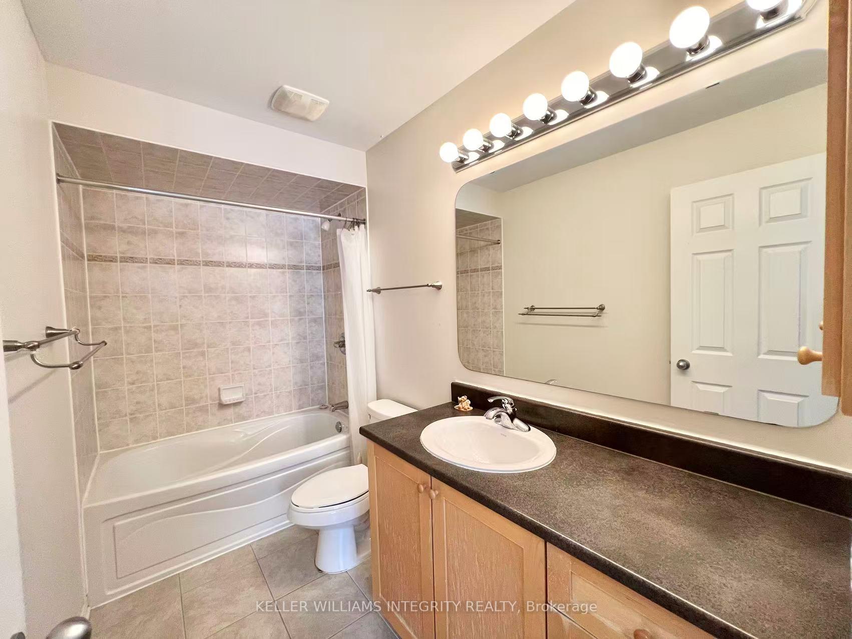 Photo 30 of 141 Gatespark Private, Ottawa, Kanata - Kanata Lakes/Heritage Hills — HOMEH