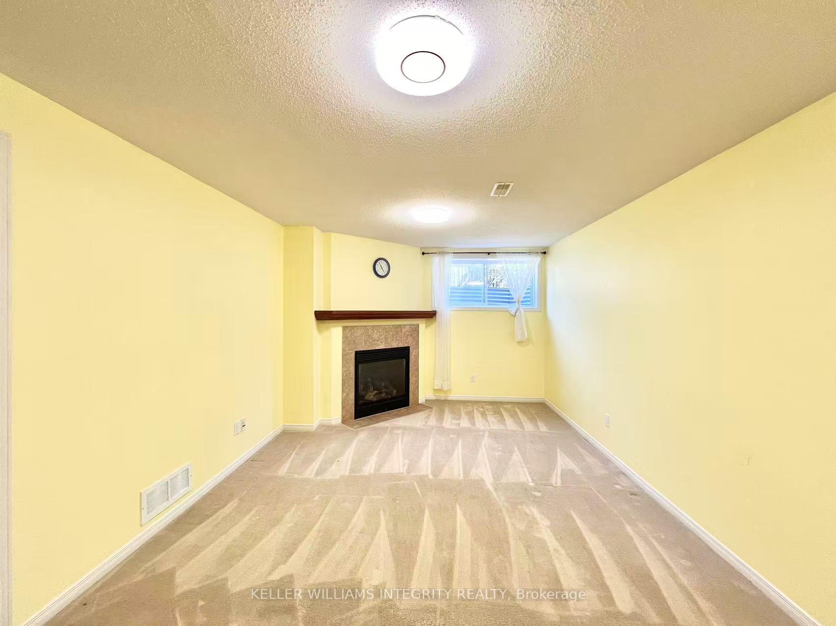 Photo 37 of 141 Gatespark Private, Ottawa, Kanata - Kanata Lakes/Heritage Hills — HOMEH