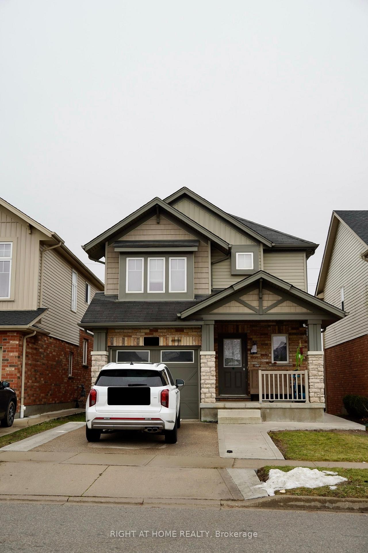 Photo 1 of 10 Harding Street, Kitchener, Larentian West — HOMEH