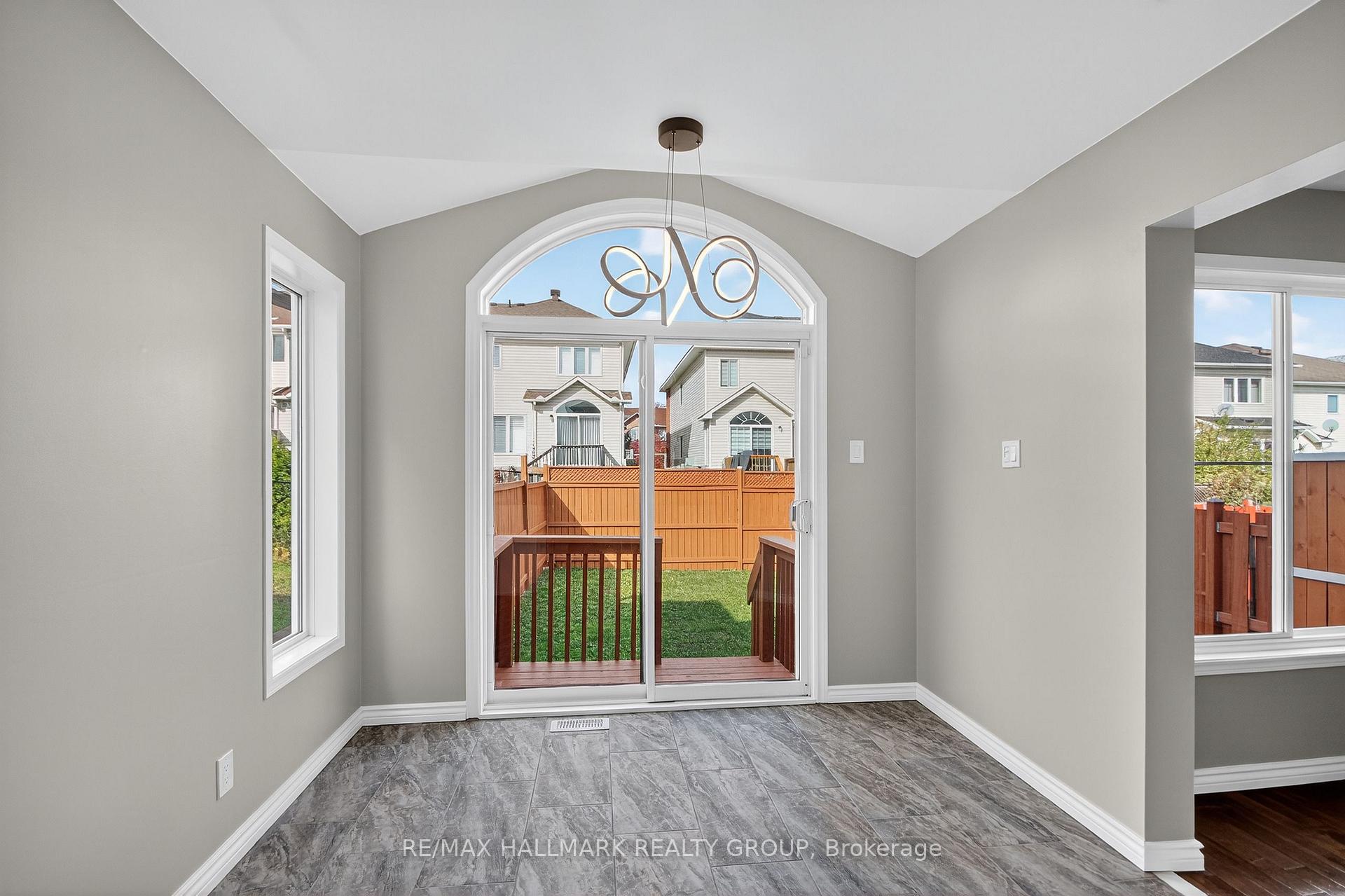Photo 11 of 1243 Klondike Road, Ottawa, Kanata - Morgan's Grant/South March — HOMEH