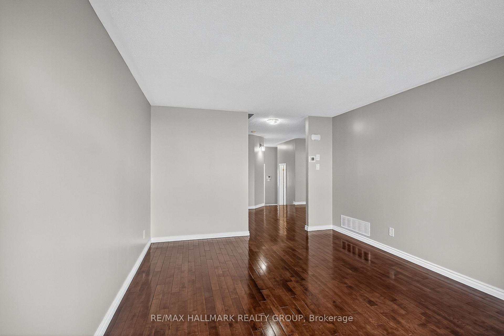 Photo 14 of 1243 Klondike Road, Ottawa, Kanata - Morgan's Grant/South March — HOMEH