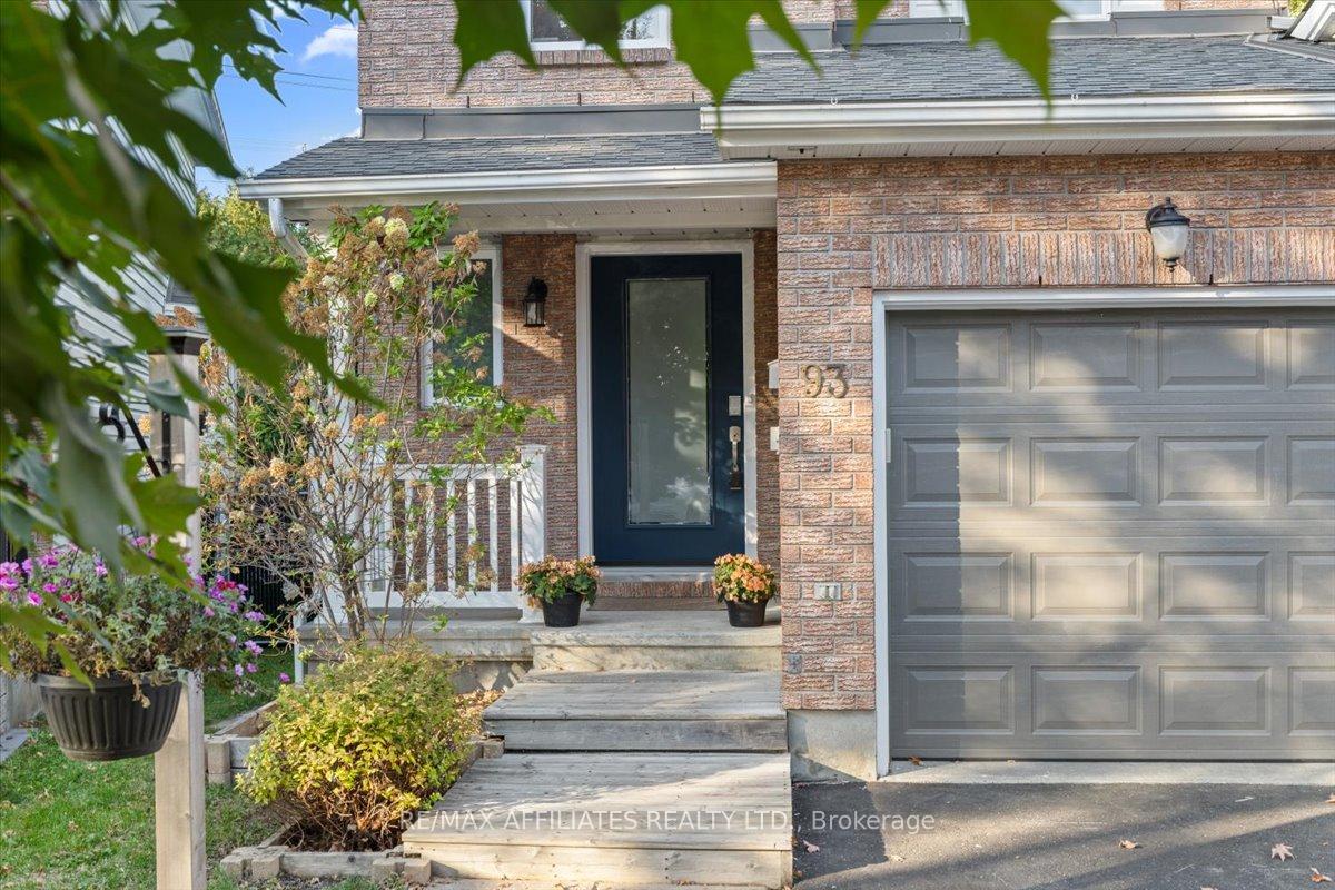 Photo 2 of 93 Springcreek Crescent, Ottawa, Kanata - Bridlewood — HOMEH