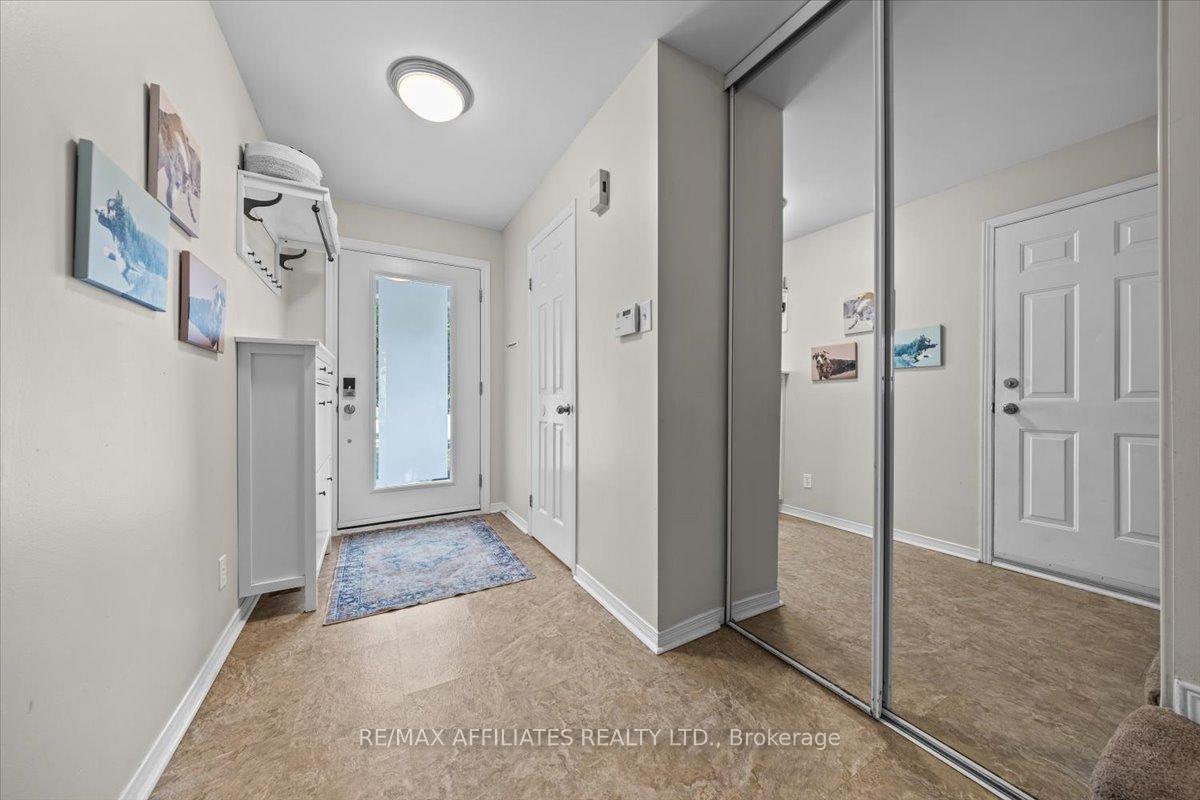 Photo 4 of 93 Springcreek Crescent, Ottawa, Kanata - Bridlewood — HOMEH