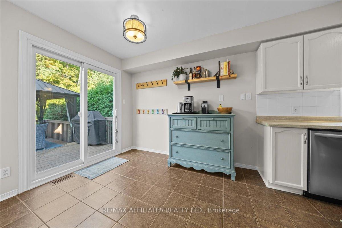 Photo 13 of 93 Springcreek Crescent, Ottawa, Kanata - Bridlewood — HOMEH