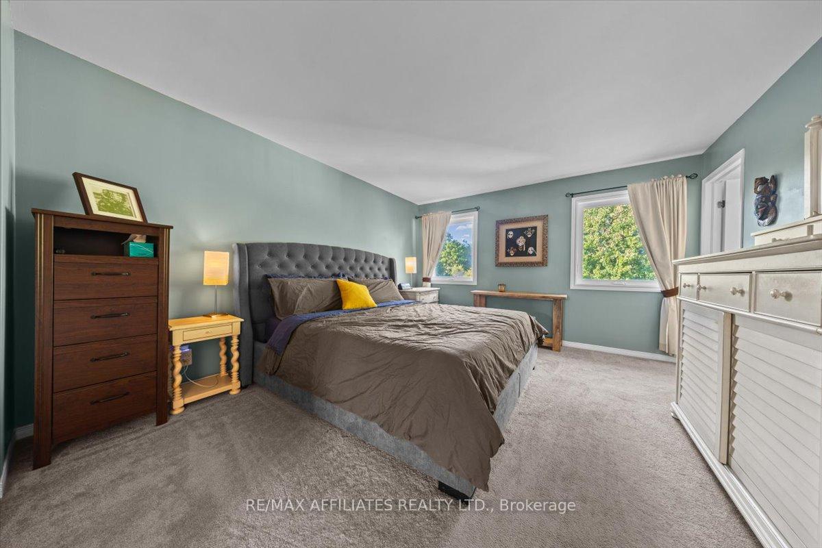 Photo 20 of 93 Springcreek Crescent, Ottawa, Kanata - Bridlewood — HOMEH