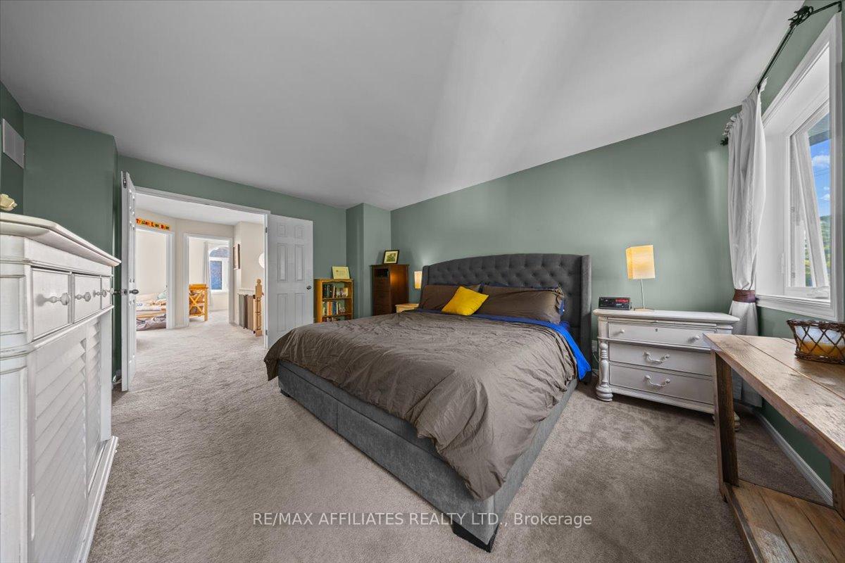 Photo 21 of 93 Springcreek Crescent, Ottawa, Kanata - Bridlewood — HOMEH