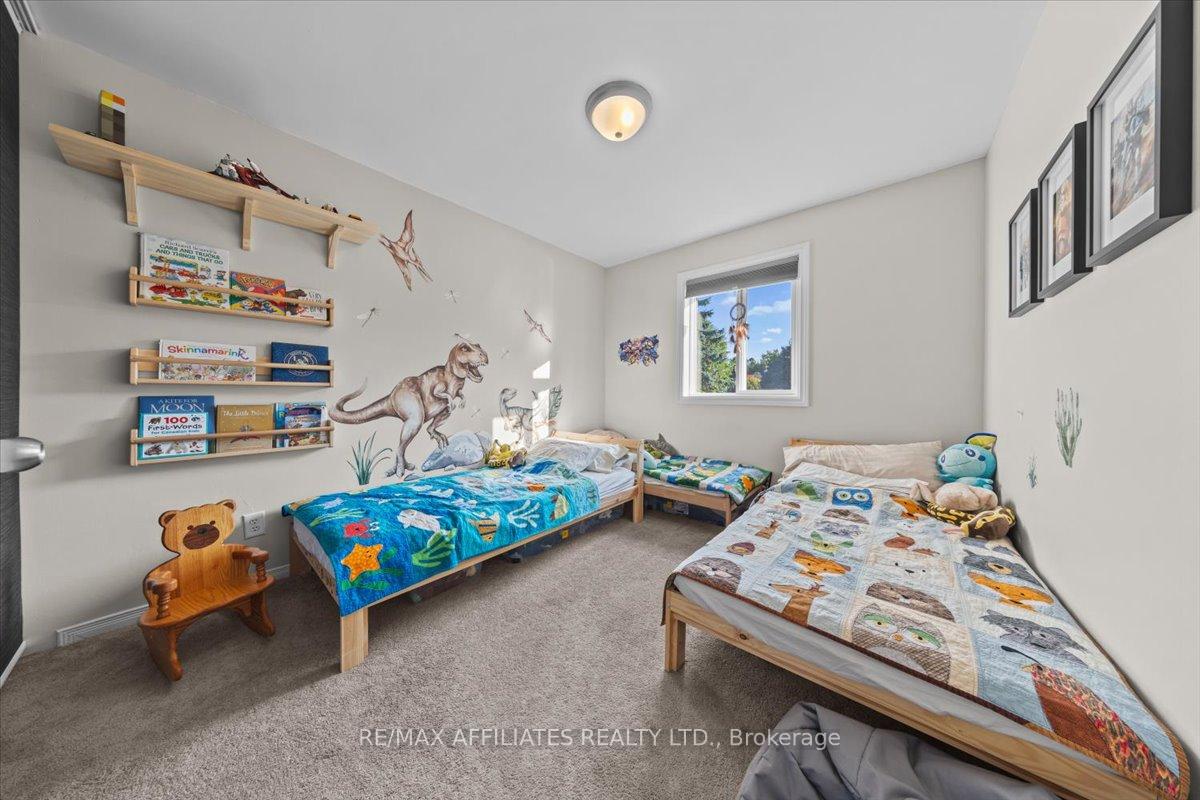 Photo 26 of 93 Springcreek Crescent, Ottawa, Kanata - Bridlewood — HOMEH