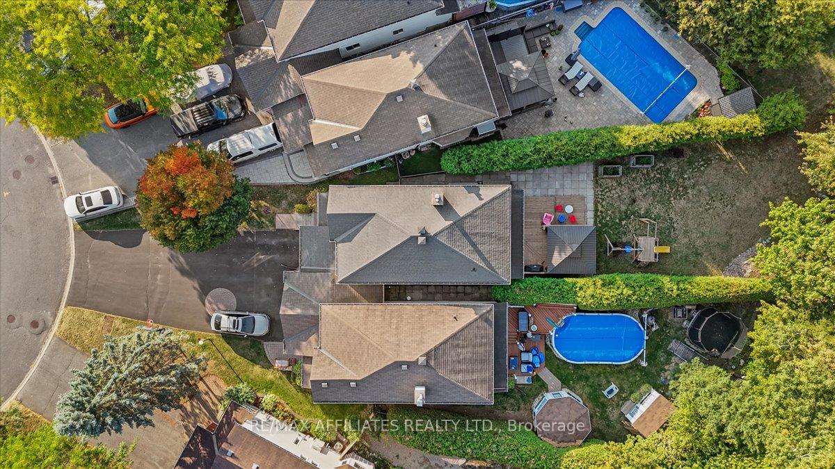 Photo 37 of 93 Springcreek Crescent, Ottawa, Kanata - Bridlewood — HOMEH