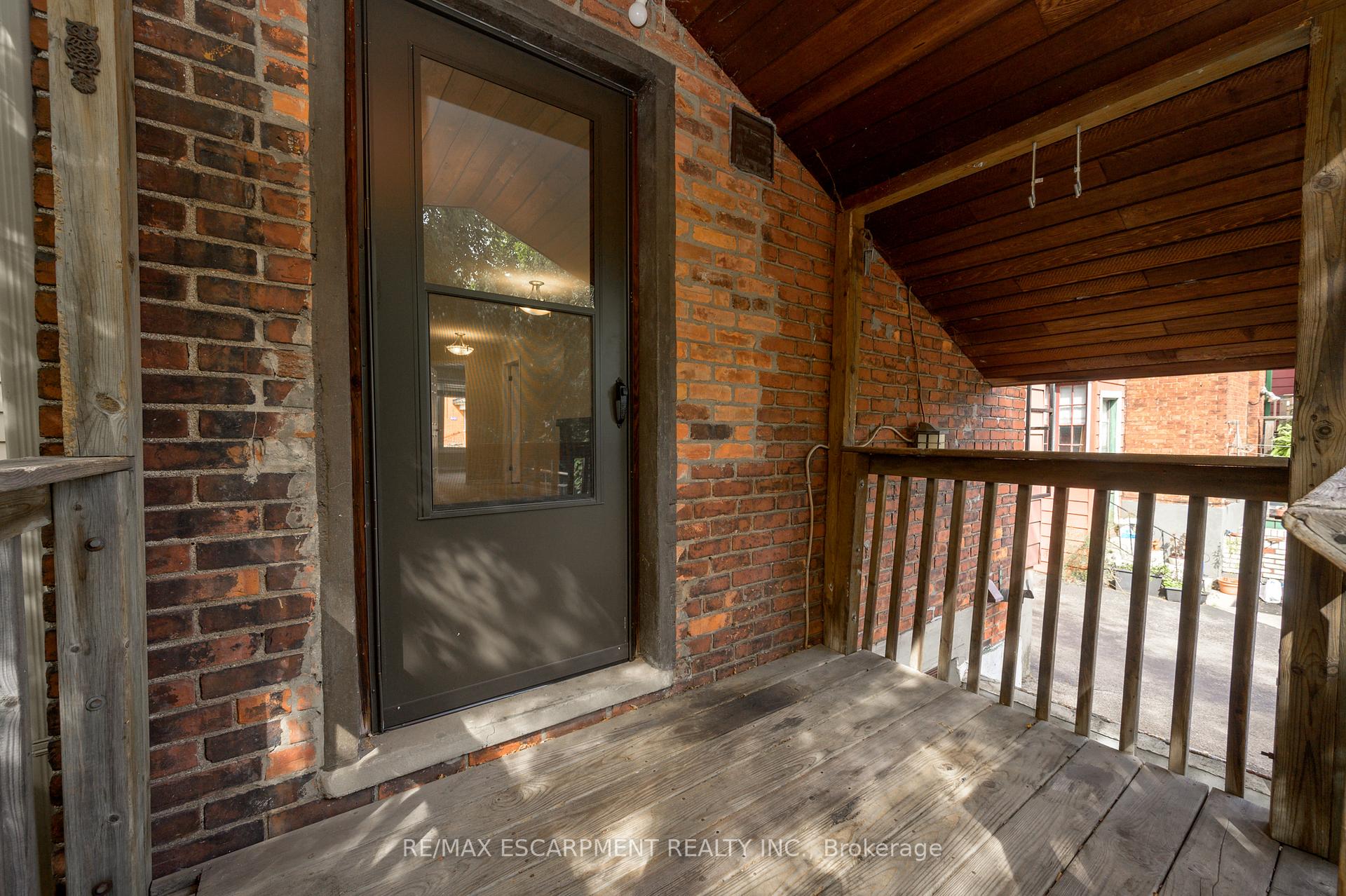 Photo 5 of Unit Main, 442 Mary Street, Hamilton, North End — HOMEH