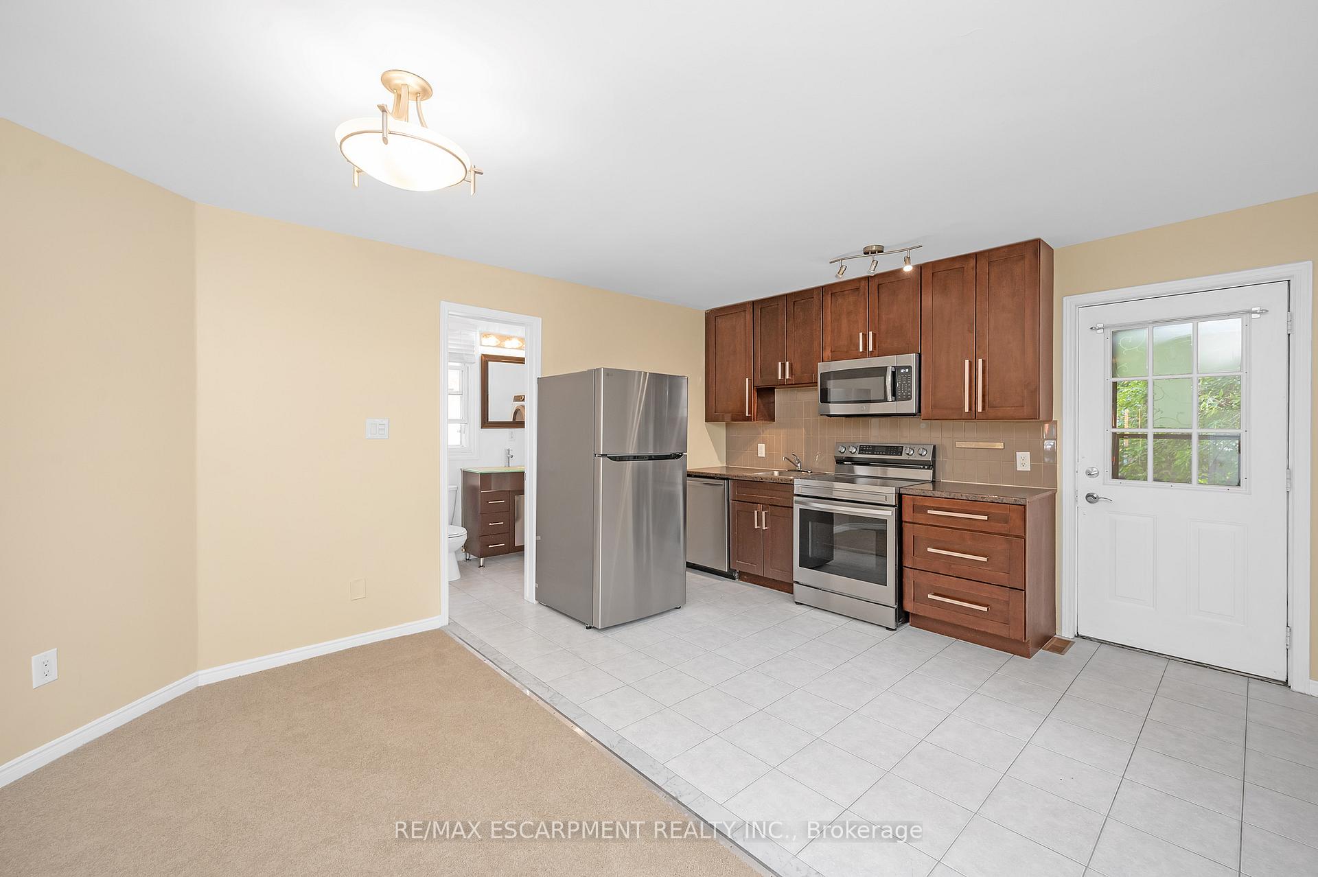 Photo 8 of Unit Main, 442 Mary Street, Hamilton, North End — HOMEH