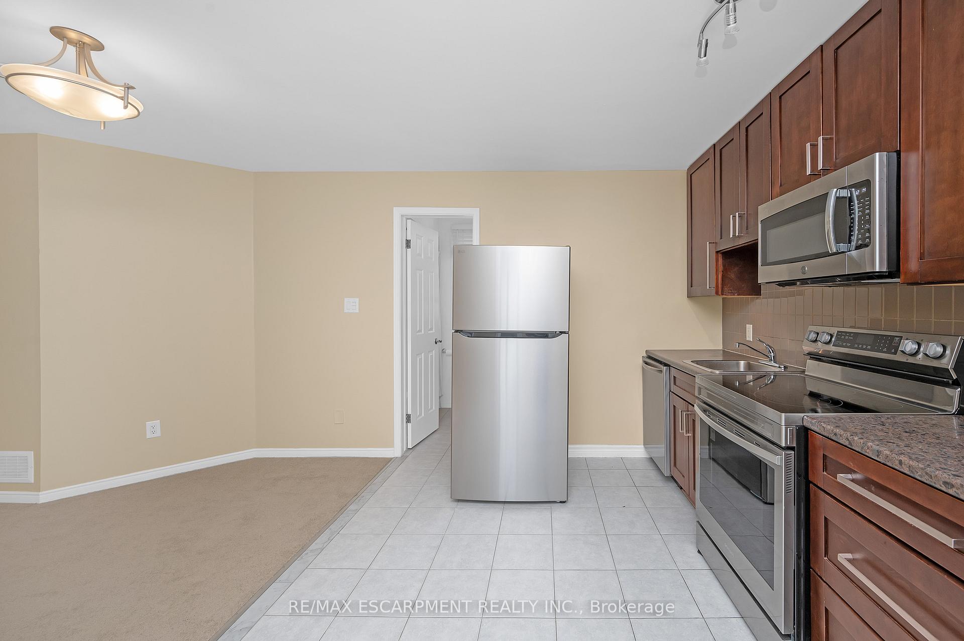 Photo 10 of Unit Main, 442 Mary Street, Hamilton, North End — HOMEH