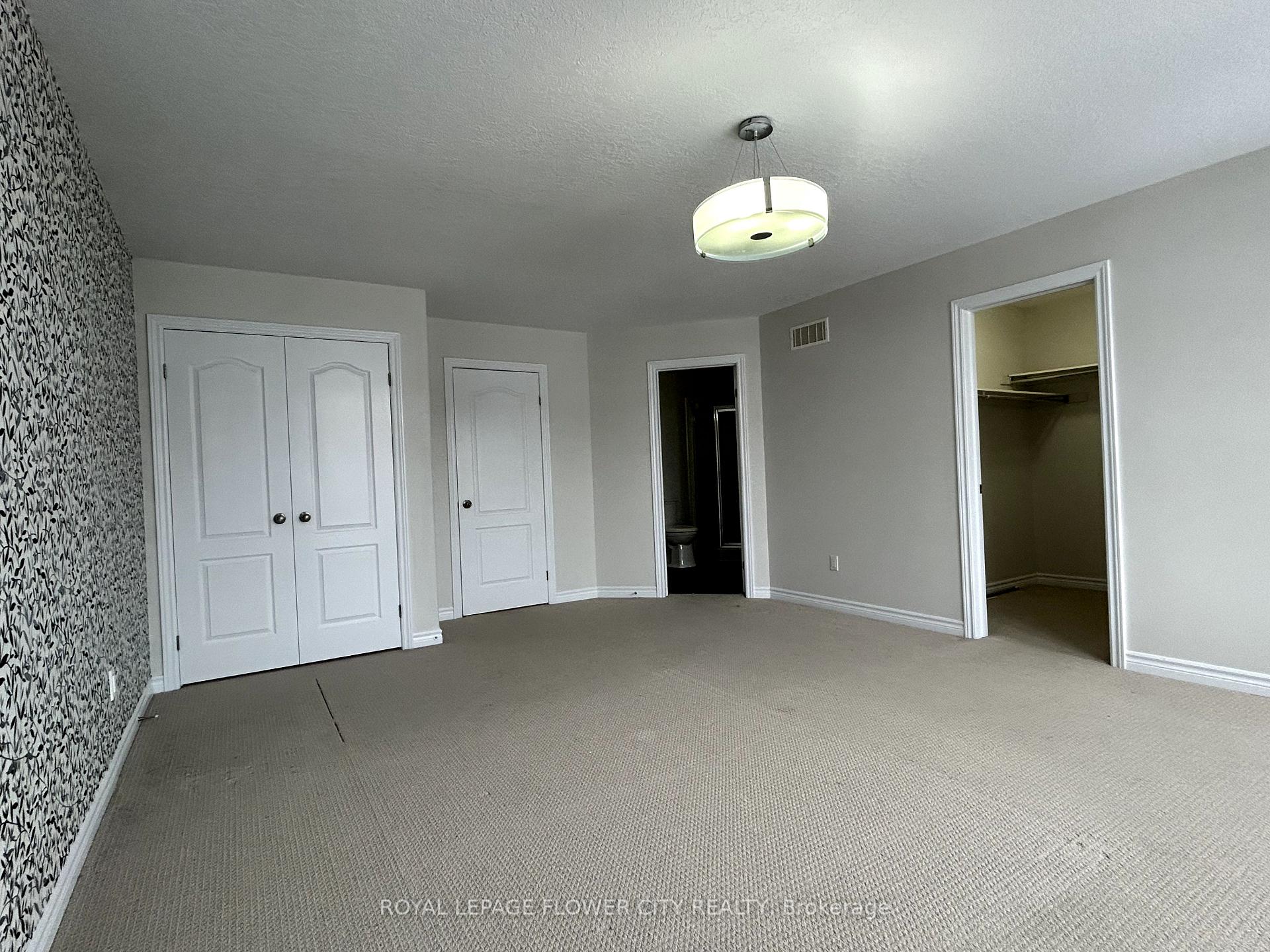 Photo 17 of 956 Bianca Court, Kitchener, Huron Park — HOMEH