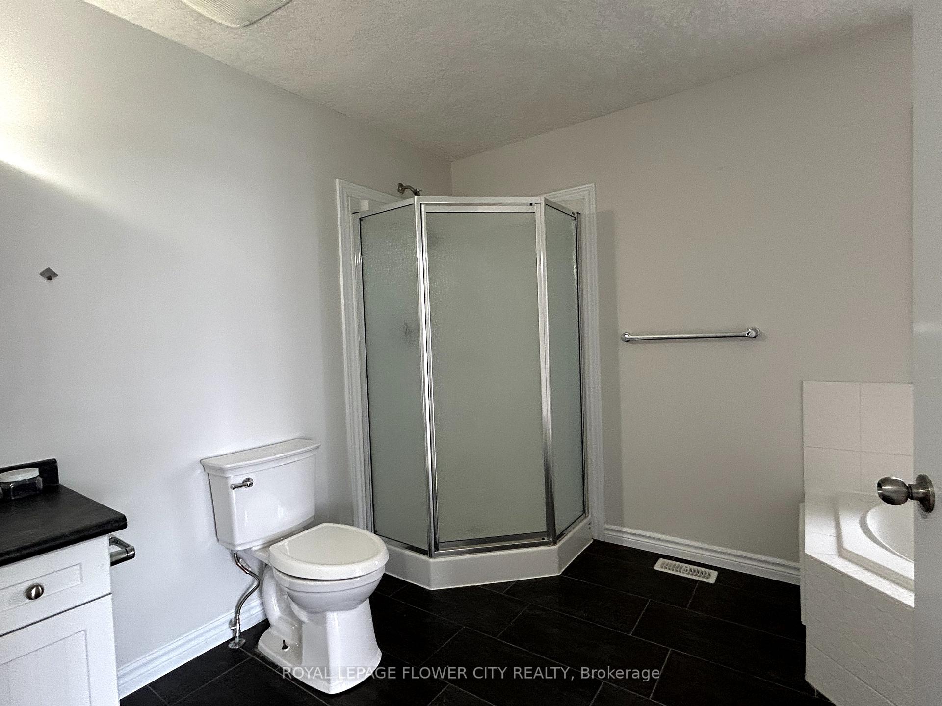 Photo 25 of 956 Bianca Court, Kitchener, Huron Park — HOMEH