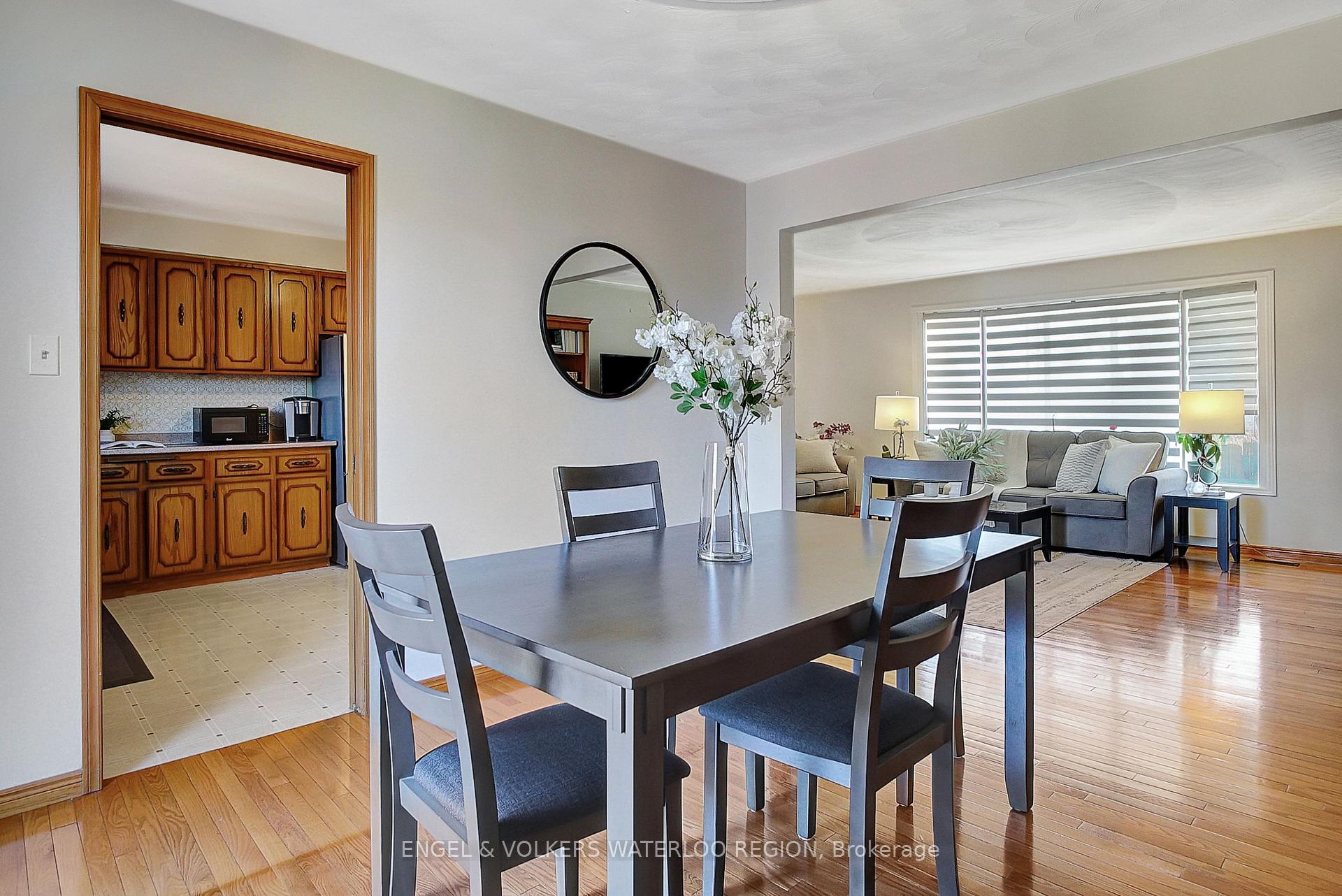 Photo 11 of 137 Wimbleton Crescent, Kitchener — HOMEH