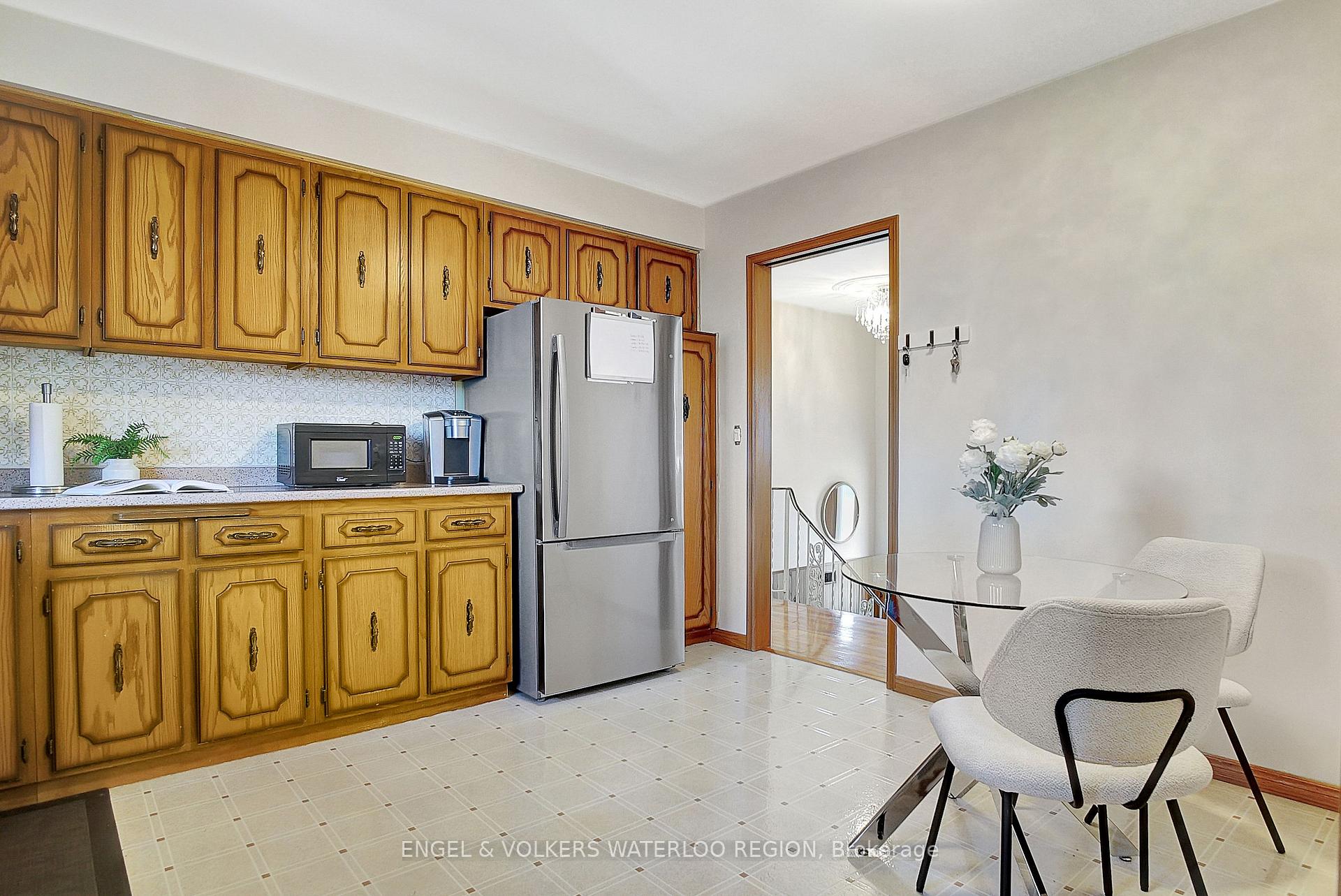 Photo 17 of 137 Wimbleton Crescent, Kitchener — HOMEH