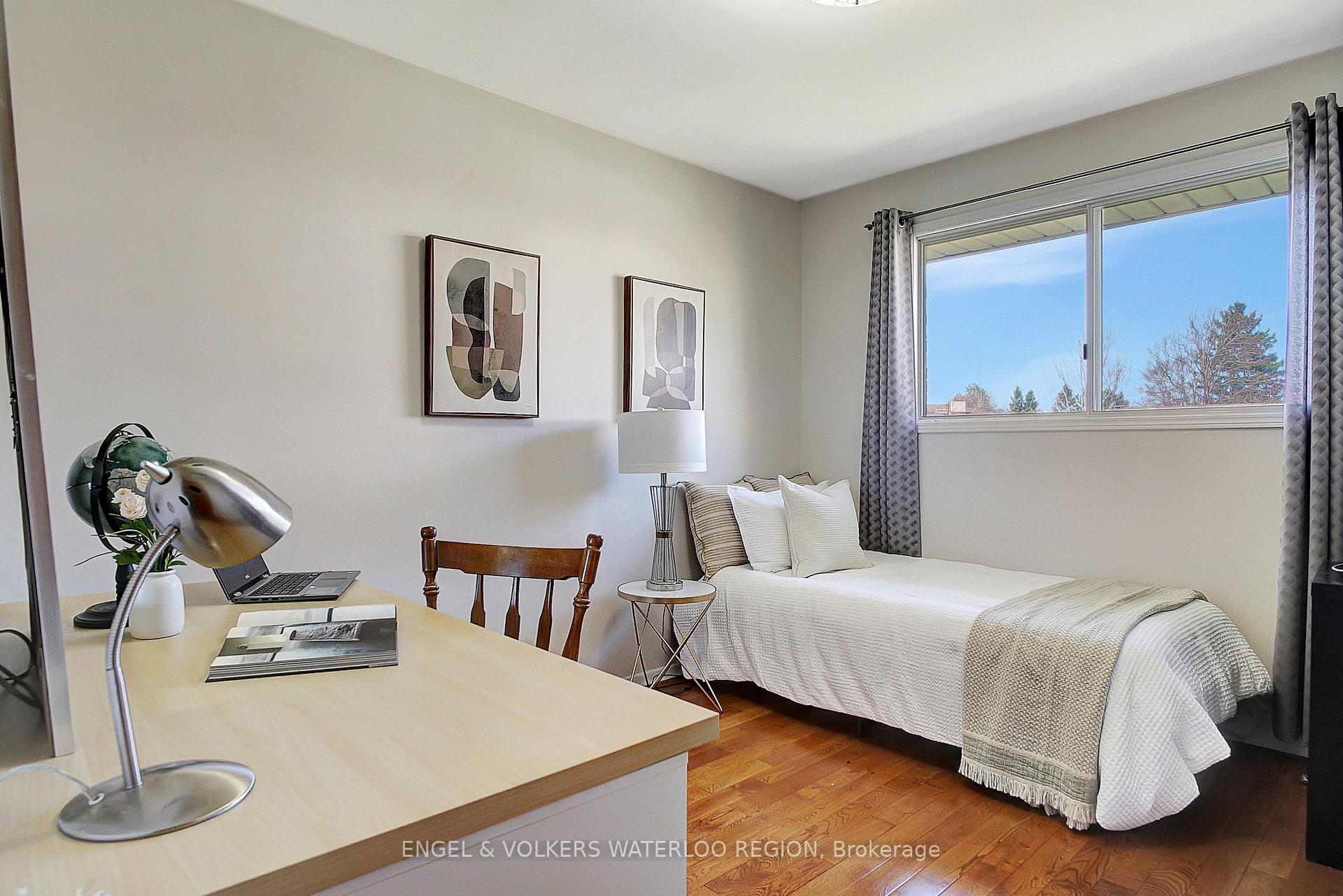 Photo 24 of 137 Wimbleton Crescent, Kitchener — HOMEH