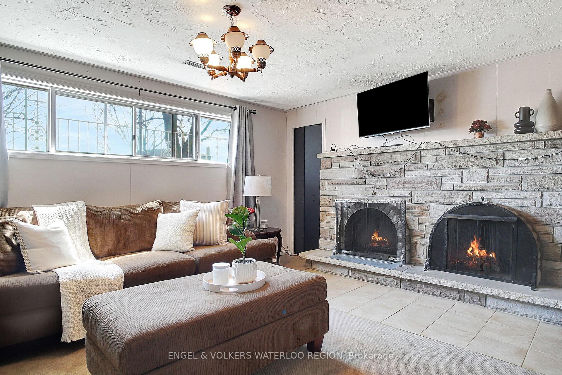 Photo 29 of 137 Wimbleton Crescent, Kitchener — HOMEH