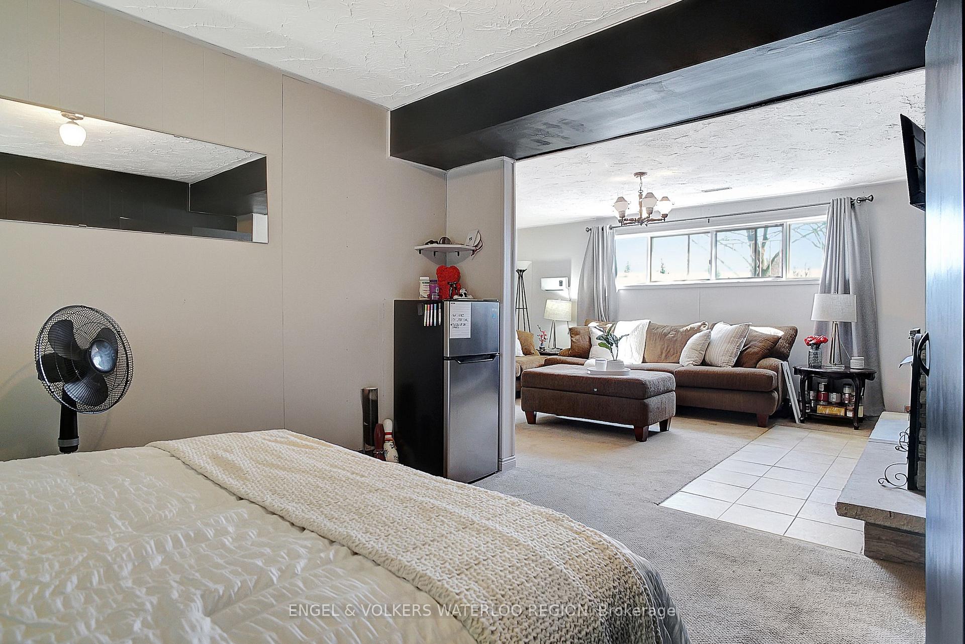 Photo 32 of 137 Wimbleton Crescent, Kitchener — HOMEH
