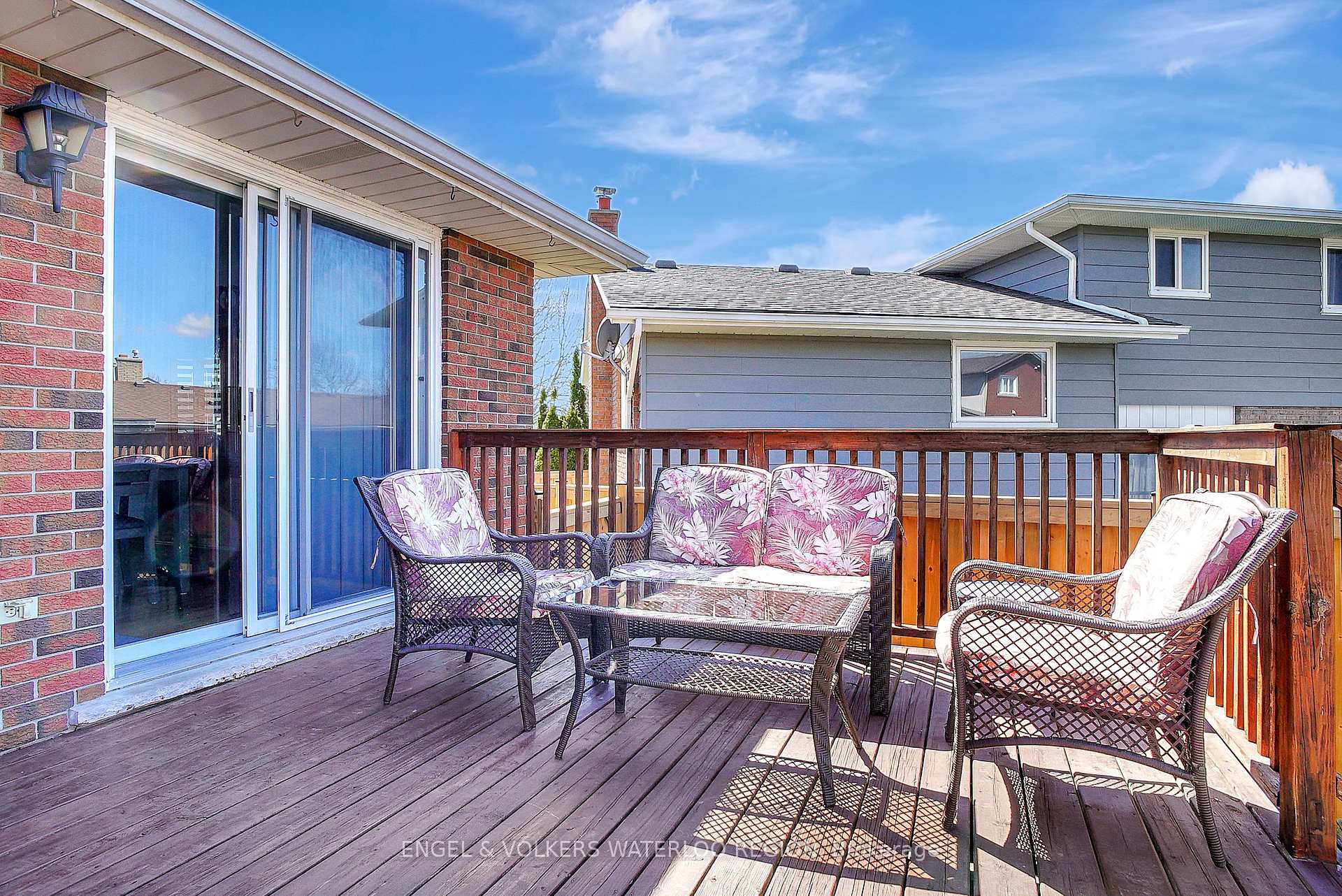 Photo 38 of 137 Wimbleton Crescent, Kitchener — HOMEH