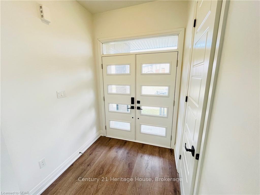 Photo 6 of 216 Histand Trail, Kitchener — HOMEH
