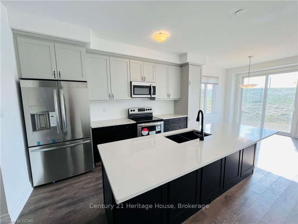 Photo 14 of 216 Histand Trail, Kitchener — HOMEH