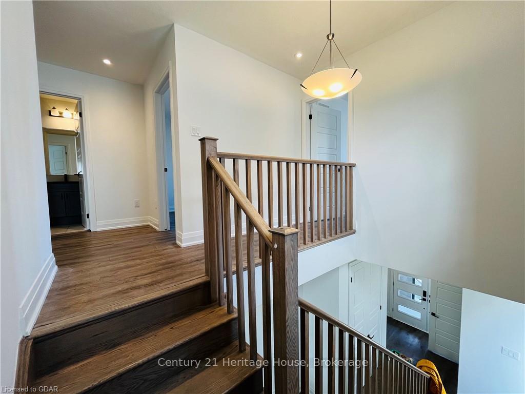 Photo 24 of 216 Histand Trail, Kitchener — HOMEH