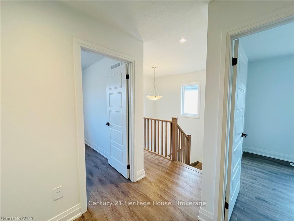 Photo 28 of 216 Histand Trail, Kitchener — HOMEH