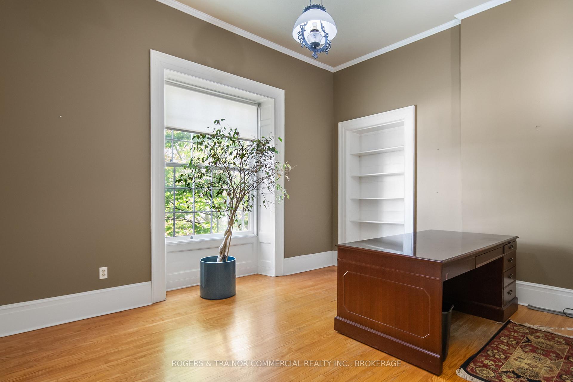 Photo 20 of 264 King Street E, Kingston, Central City East — HOMEH