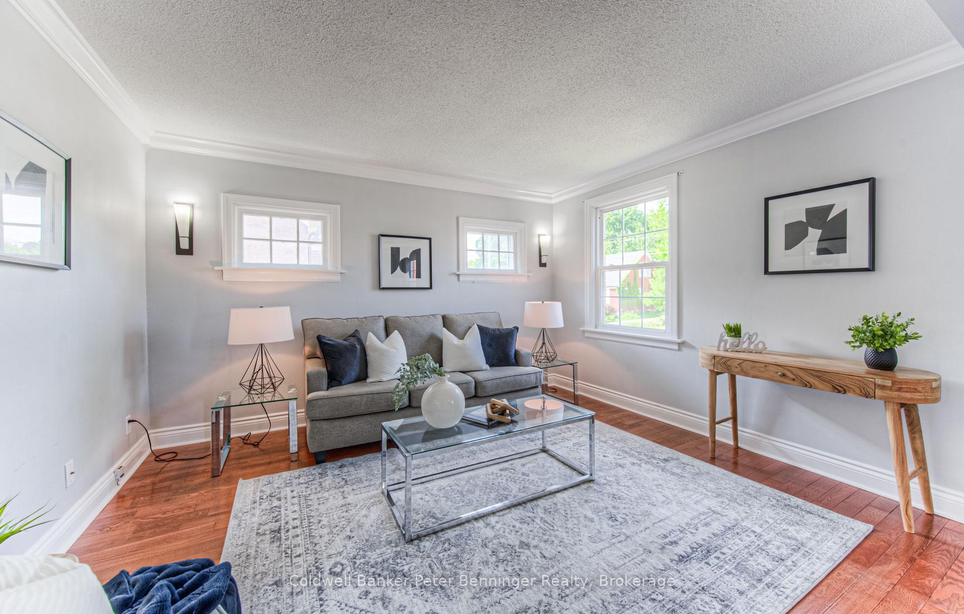 Photo 5 of 48 Ellis Avenue, Kitchener — HOMEH