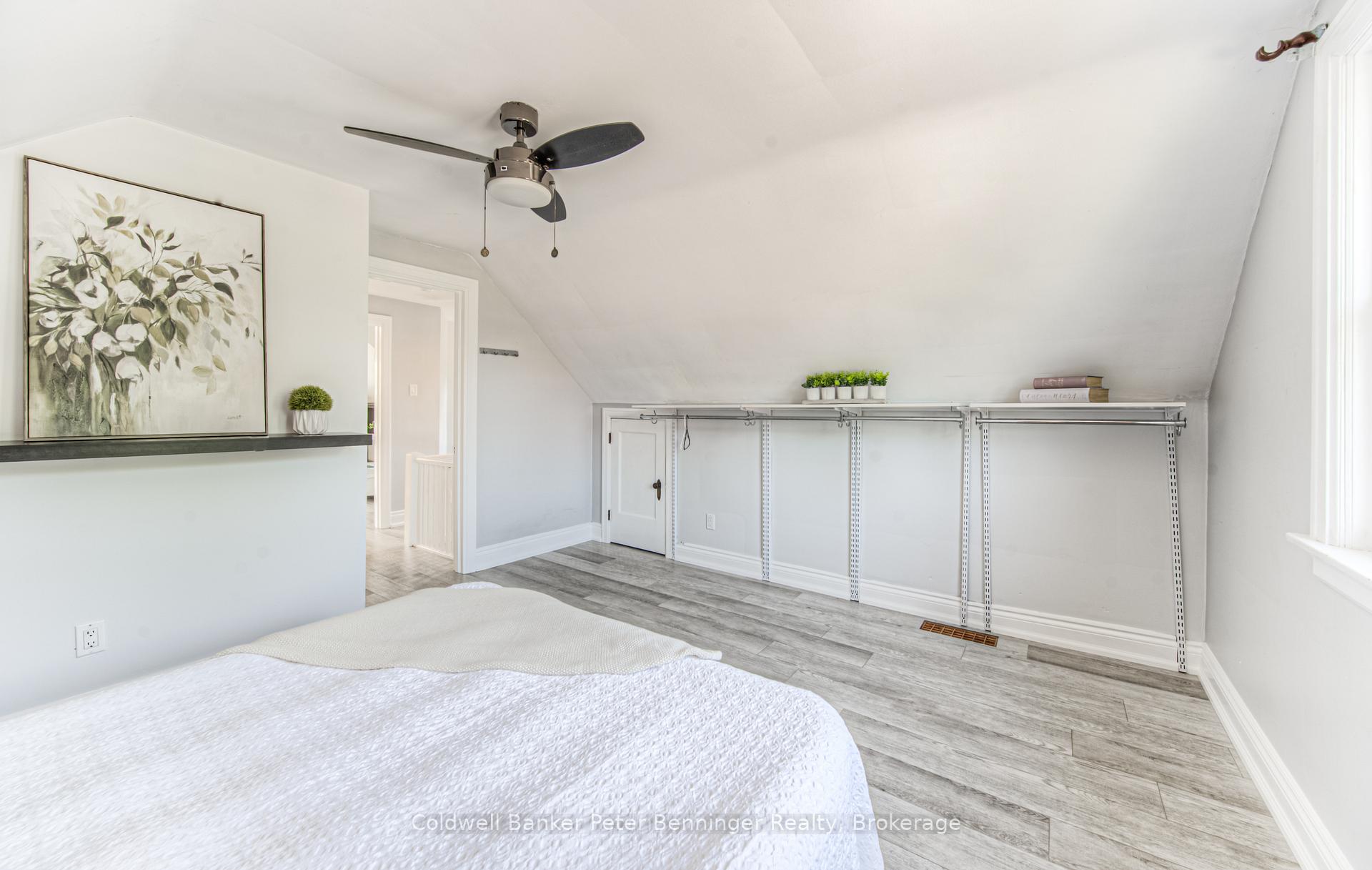 Photo 16 of 48 Ellis Avenue, Kitchener — HOMEH