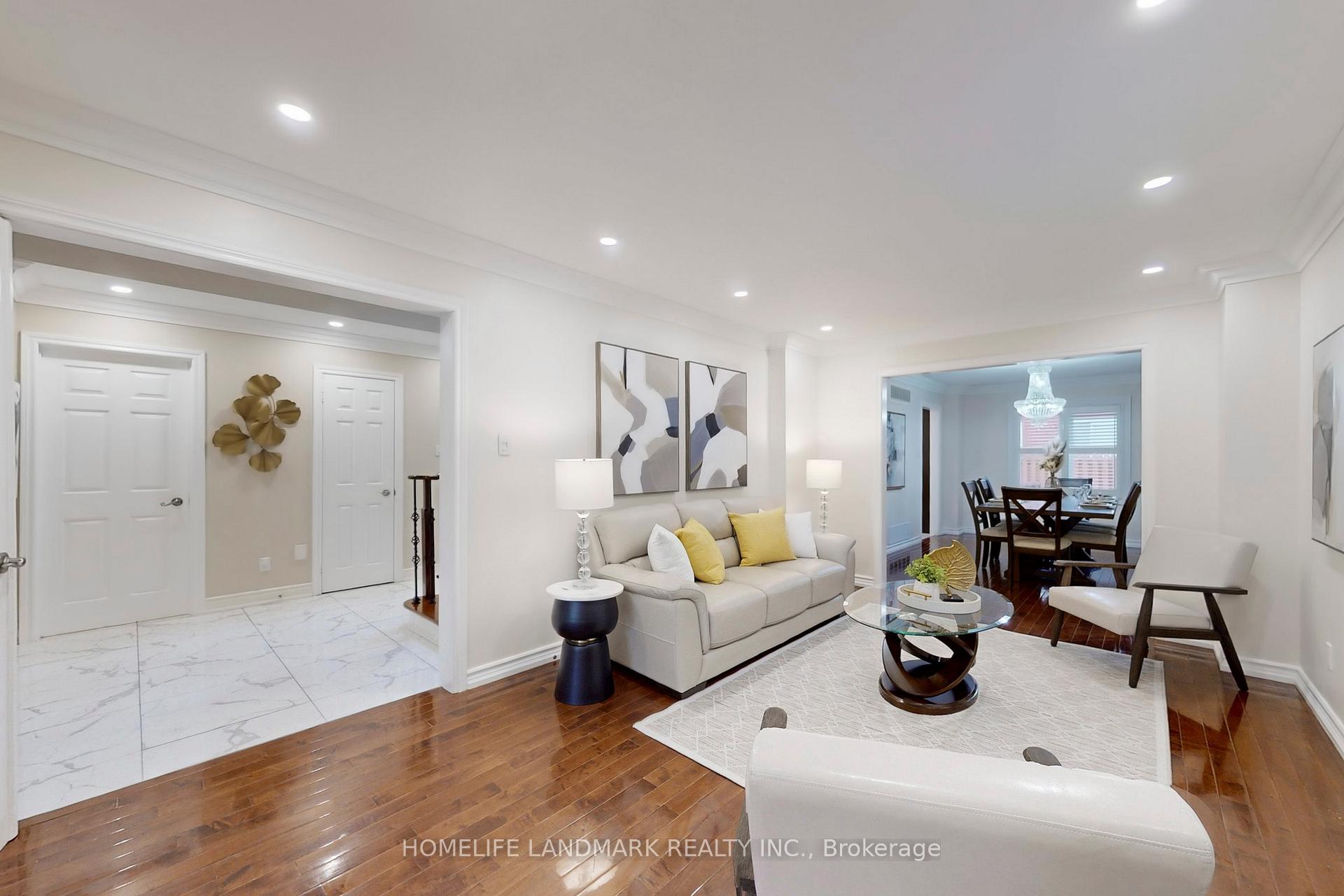Photo 8 of 5 Irenemount Crescent, Markham, Middlefield — HOMEH