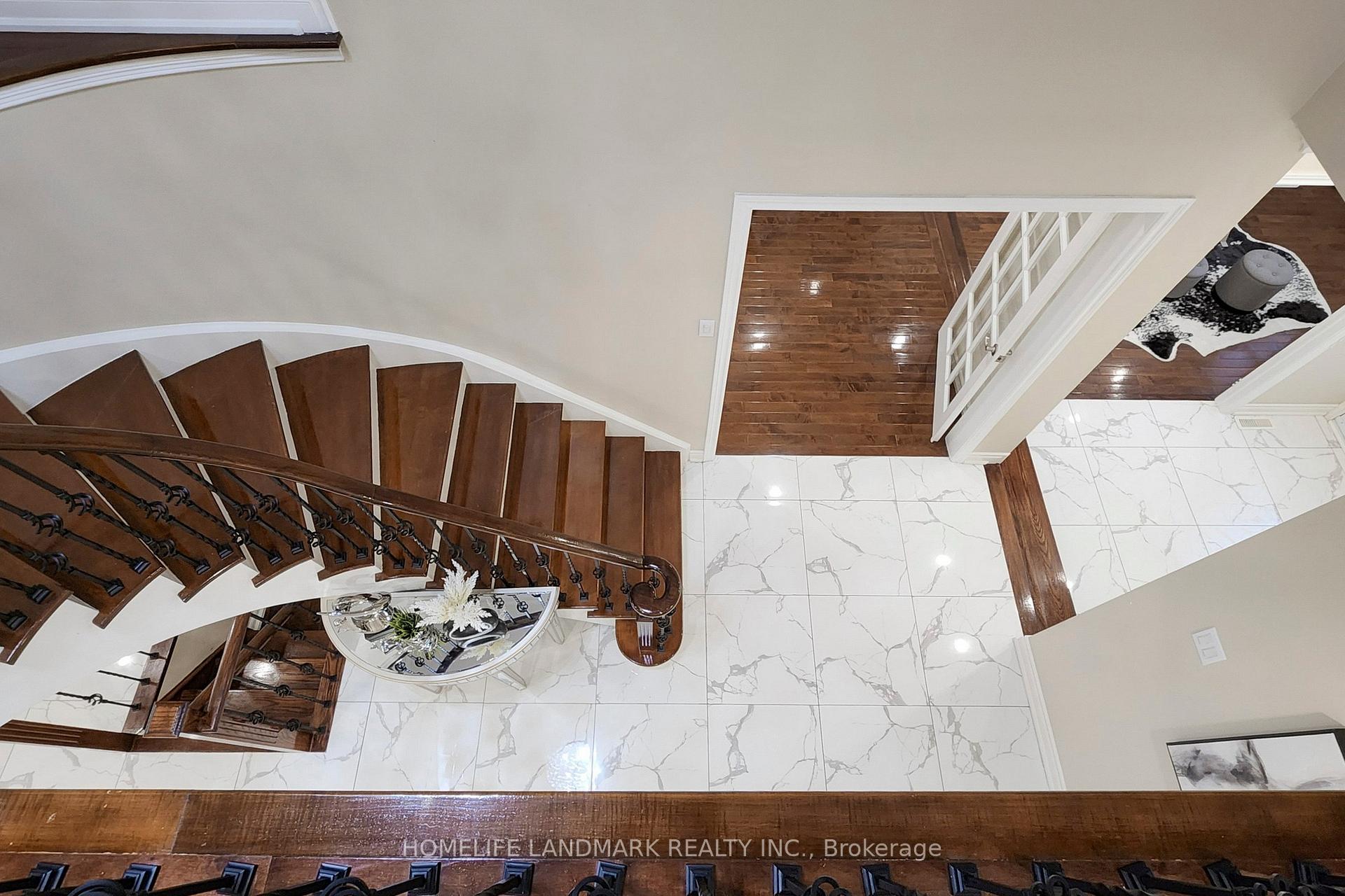 Photo 26 of 5 Irenemount Crescent, Markham, Middlefield — HOMEH