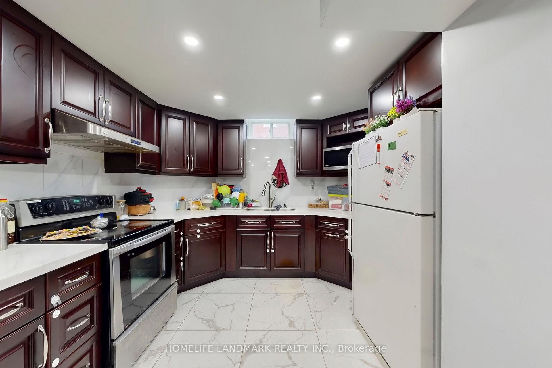 Photo 44 of 5 Irenemount Crescent, Markham, Middlefield — HOMEH