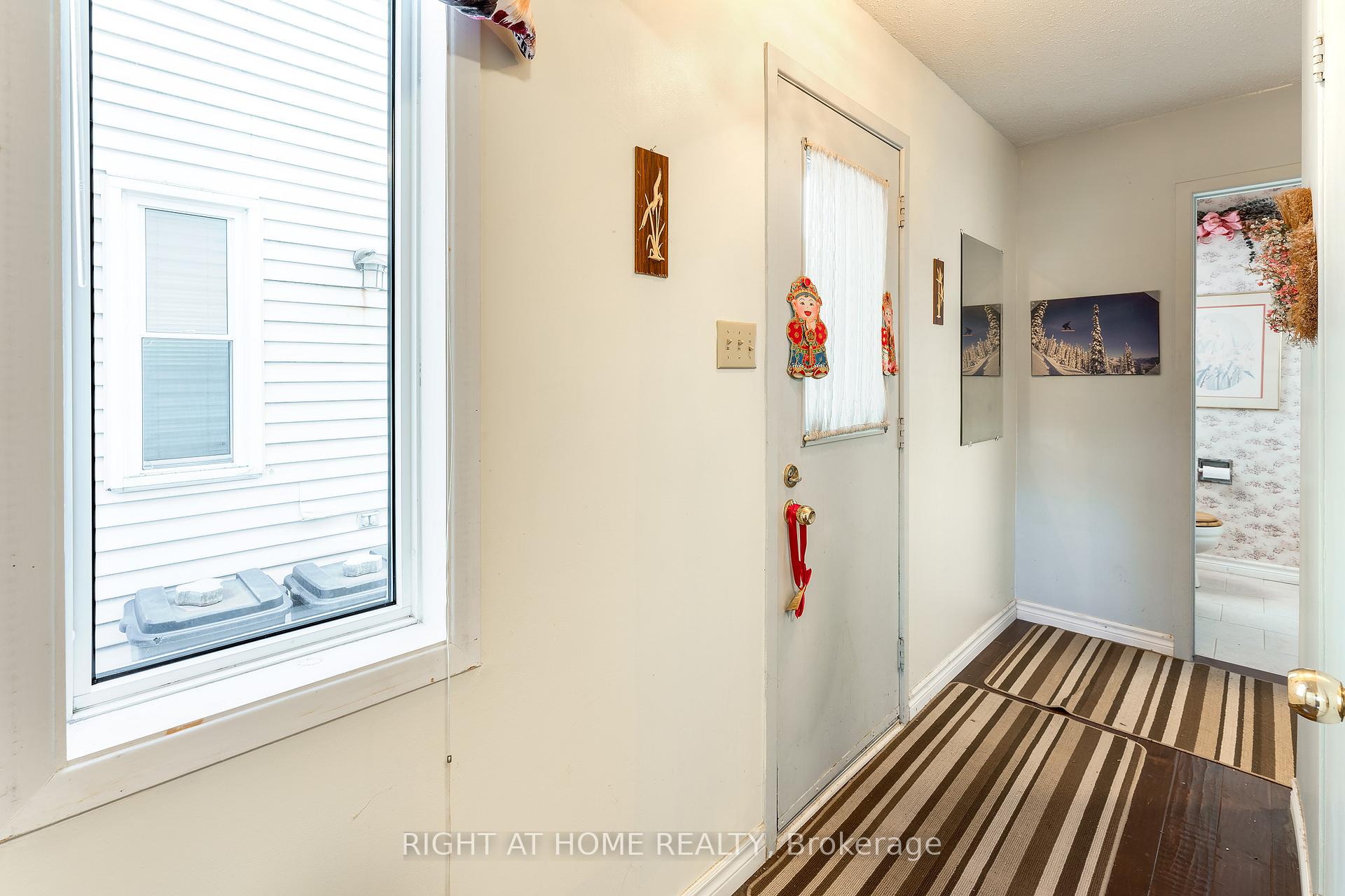 Photo 17 of 17 Gowrie Drive, Ottawa, Kanata - Glencairn/Hazeldean — HOMEH