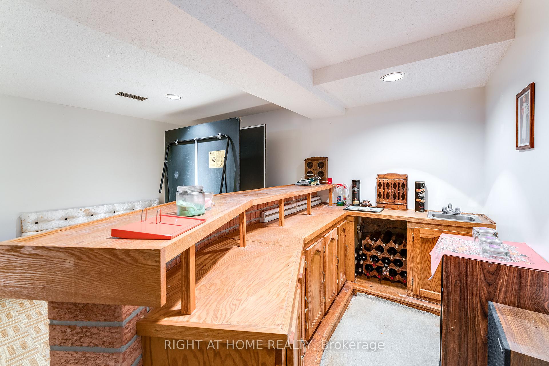 Photo 34 of 17 Gowrie Drive, Ottawa, Kanata - Glencairn/Hazeldean — HOMEH