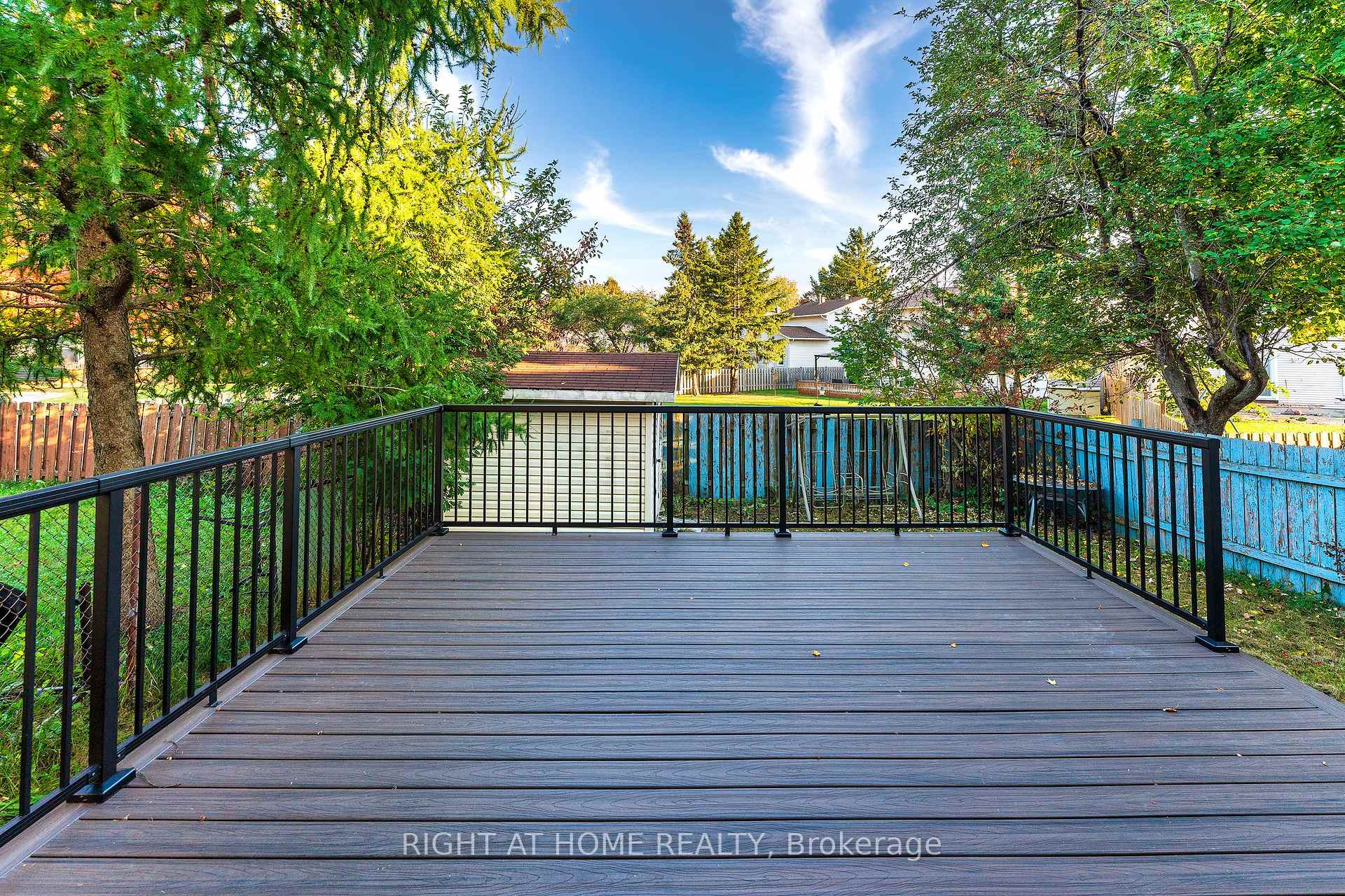 Photo 35 of 17 Gowrie Drive, Ottawa, Kanata - Glencairn/Hazeldean — HOMEH