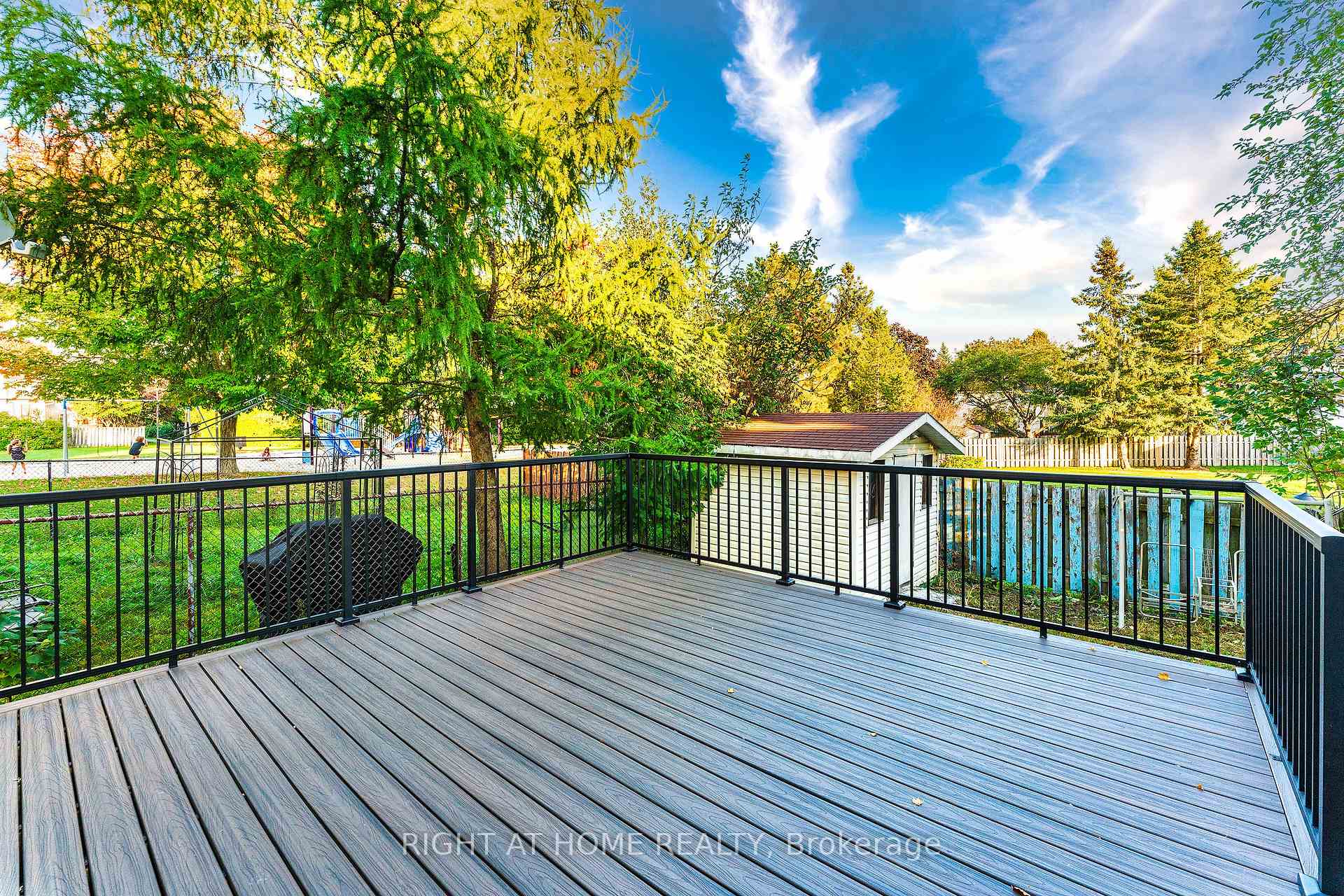 Photo 36 of 17 Gowrie Drive, Ottawa, Kanata - Glencairn/Hazeldean — HOMEH