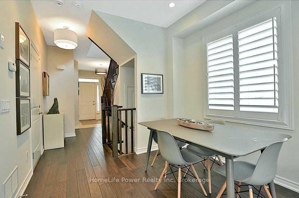 Photo 4 of 63 Southshore Crescent, Hamilton, Stoney Creek — HOMEH