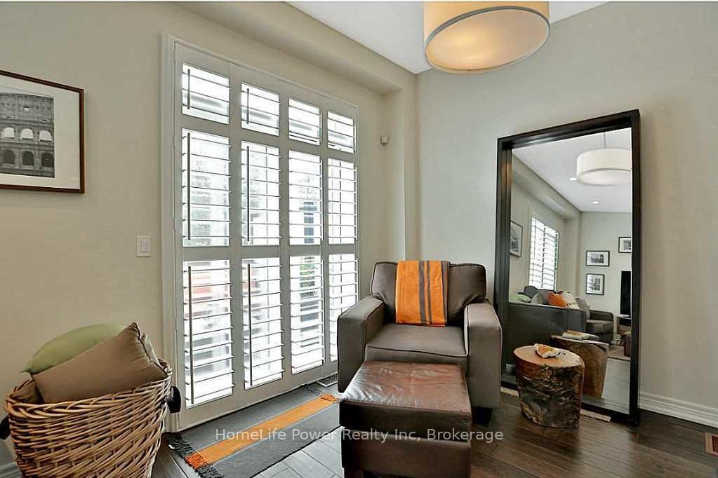 Photo 6 of 63 Southshore Crescent, Hamilton, Stoney Creek — HOMEH